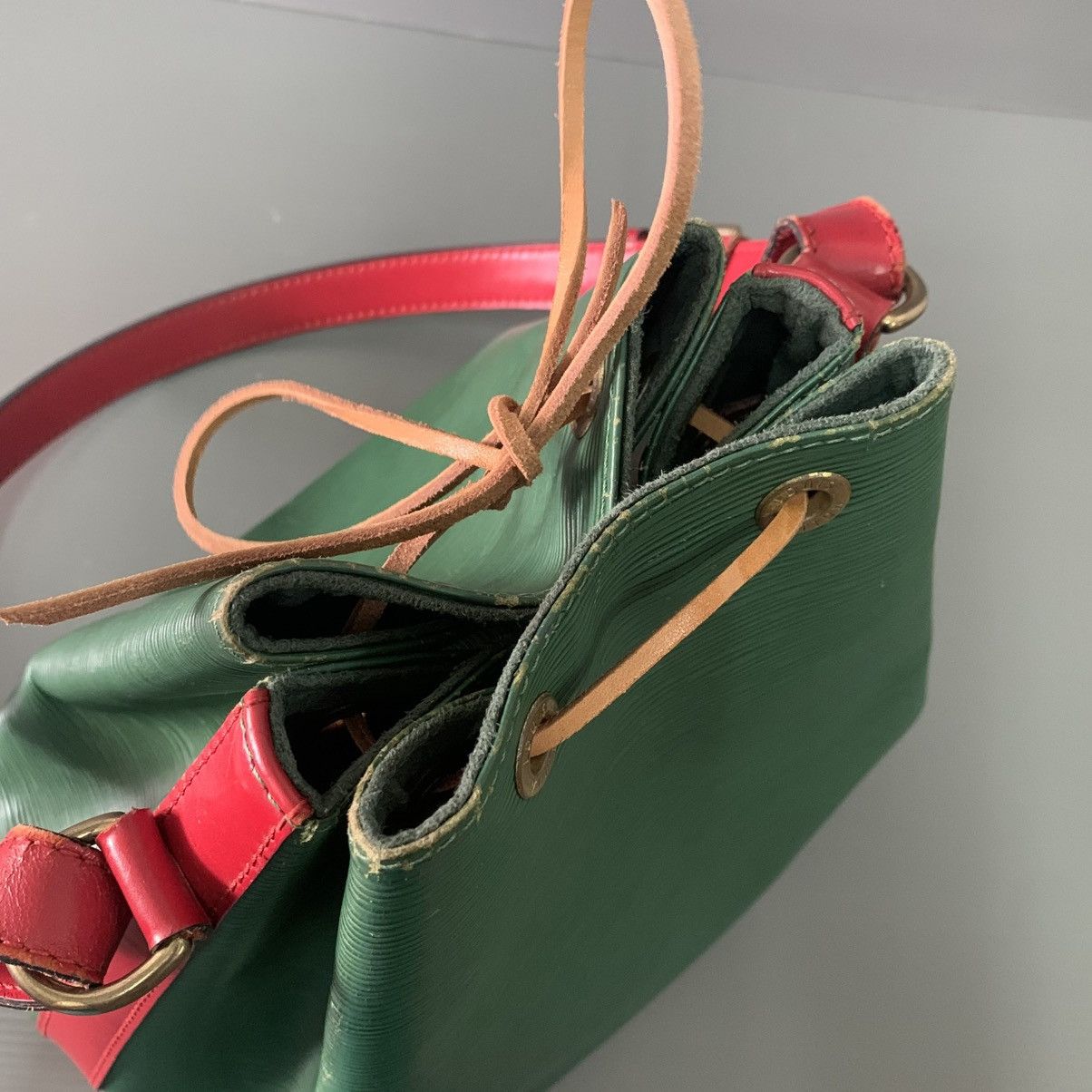 Louis Vuitton Authentic Louis Vuitton Epi Leather Petit Noe Size ONE SIZE - 8 Thumbnail