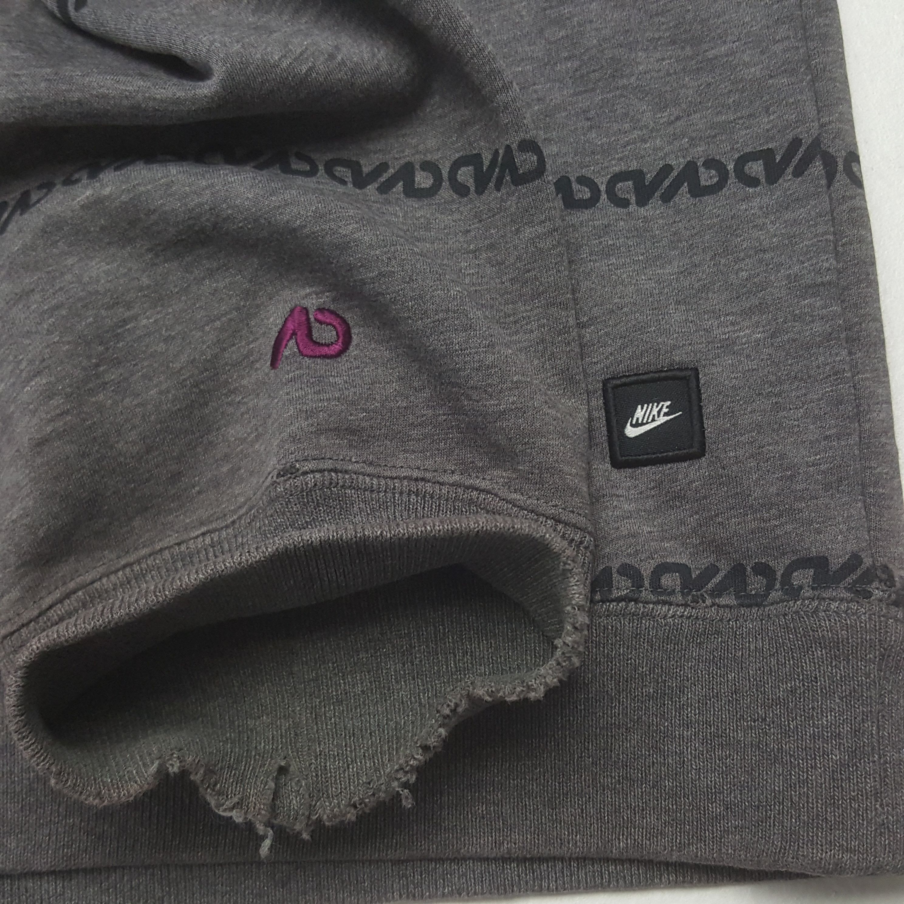 Nike Vintage Nike Distressed Sweatshirt Size US L / EU 52-54 / 3 - 8 Thumbnail