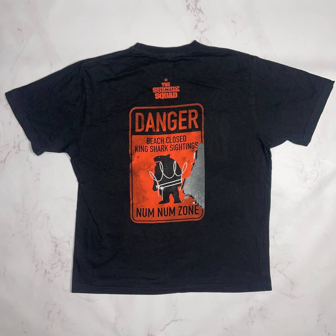 Vintage Suicide Squad King Shark NumNum Num Comic Graphic T-Shirt XL Size US XXL / EU 58 / 5 - 8 Thumbnail