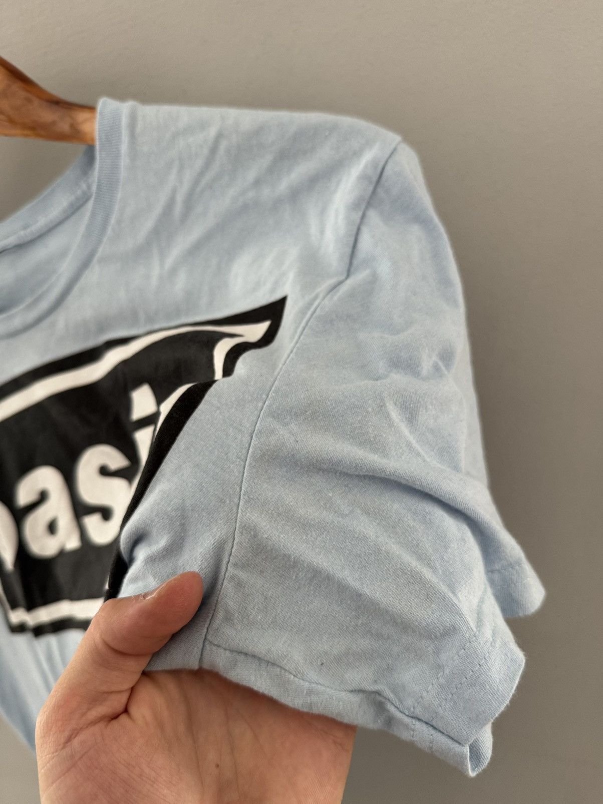 Band Tees × Vintage Vintage 2000s Oasis Britpop Blue Tee Size US M / EU 48-50 / 2 - 5 Thumbnail