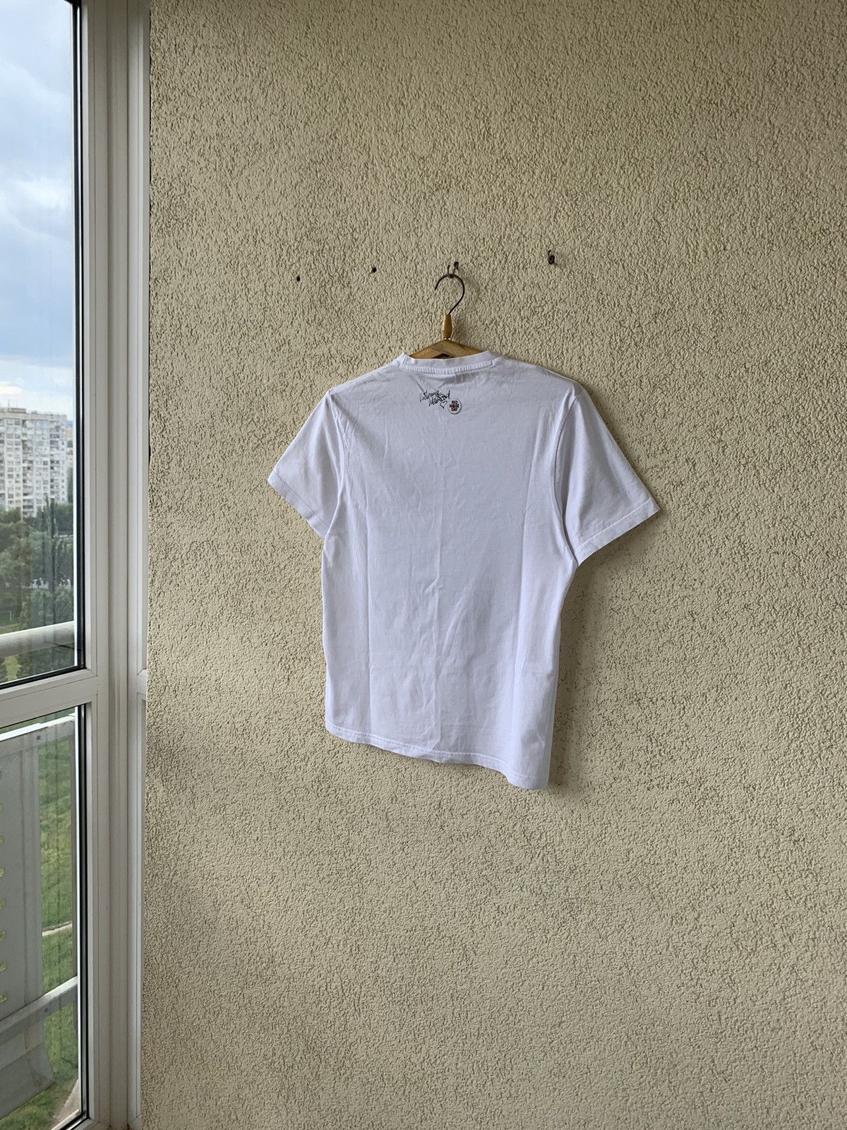 Japanese Brand Vivienne Westwood comic relief streetwear T shirt Size US XS / EU 42 / 0 - 2 Thumbnail