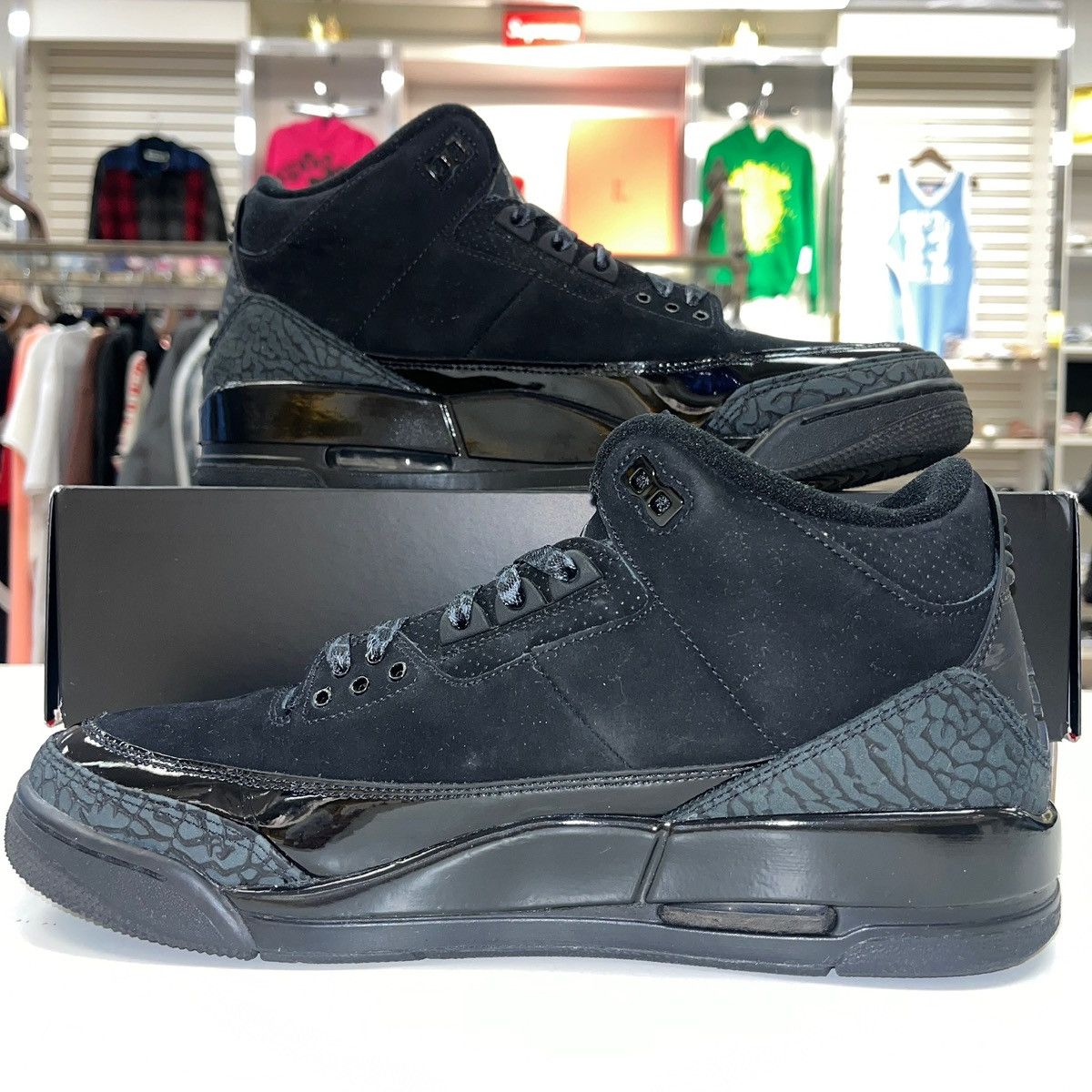 Jordan Brand Size 11 -Nike Air Jordan 3 Retro Black Cat (2025) CT8532-001 Size US 11 / EU 44 - 2 Thumbnail