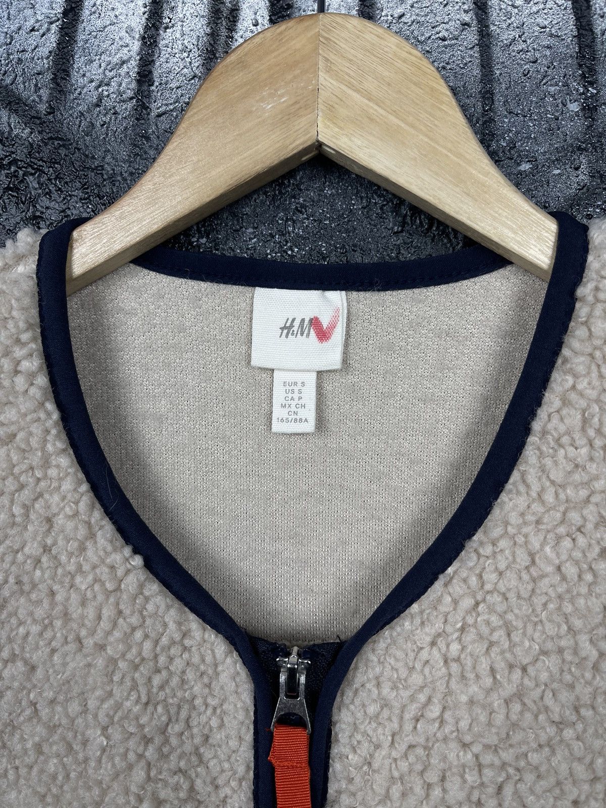 H&M H&M Casual Sherpa Full Zip Teddy Vest Size Small Size US S / EU 44-46 / 1 - 4 Thumbnail
