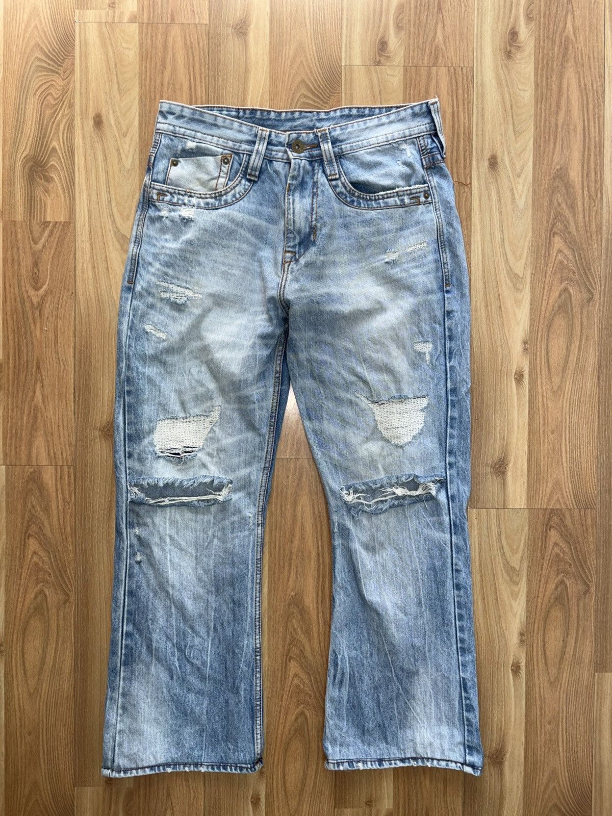 BUCKAROO VINTAGE Buckaroo Distressed Patchwork Flared Jeans | 32x27 Size US 32 / EU 48 - 1 Thumbnail