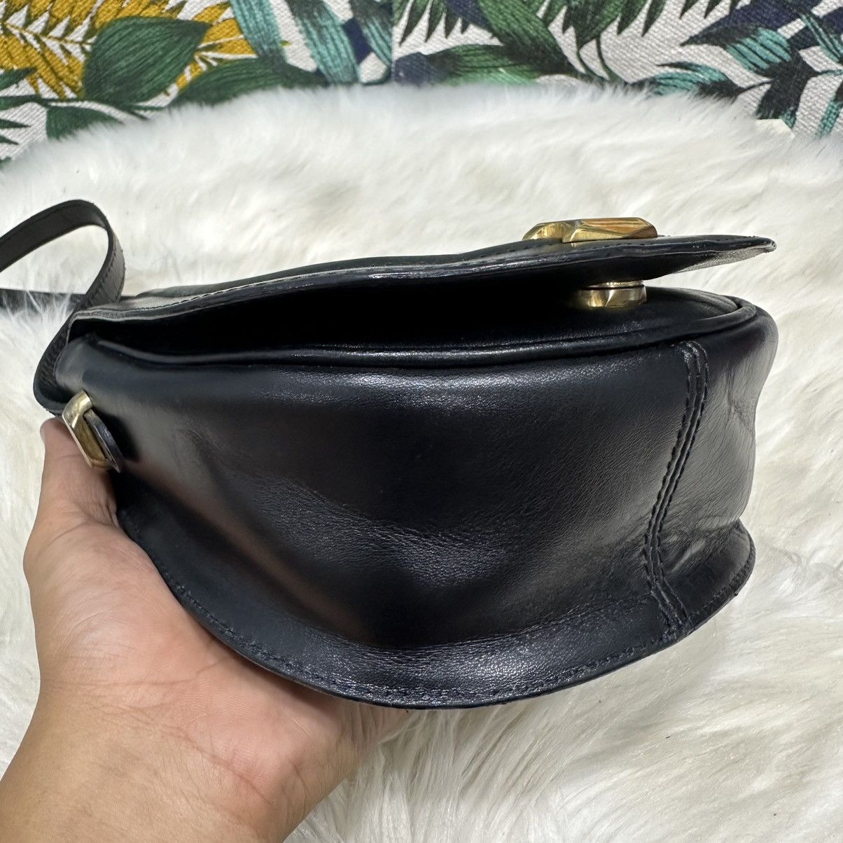 Bally Authentic BALLY Vtg. Leather Crossbody Bag Size ONE SIZE - 5 Thumbnail