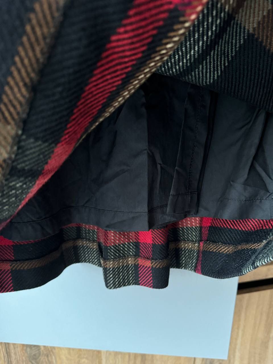Burberry Vintage Burberrys Wool Checkered Scotland Skirt Size 30" / US 8 / IT 44 - 7 Thumbnail