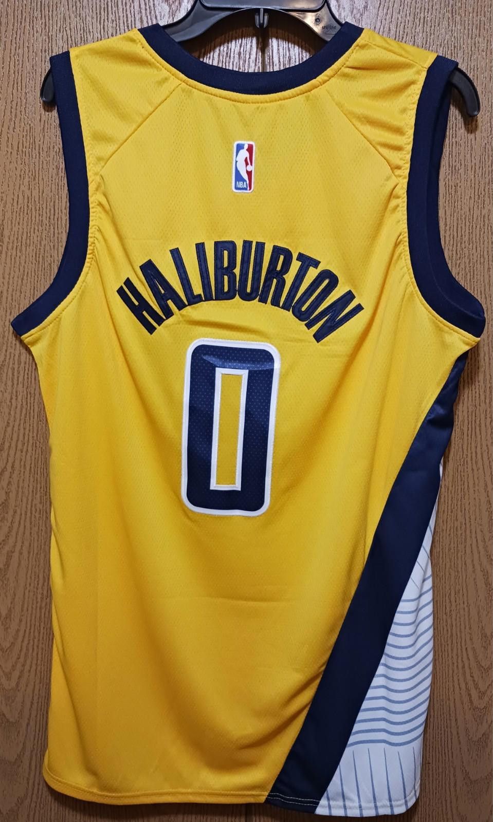 Other Tyrese Haliburton (Jordan)-(Pacers)-(Jersey)-(XL)-$110.00 Size US XL / EU 56 / 4 - 3 Thumbnail
