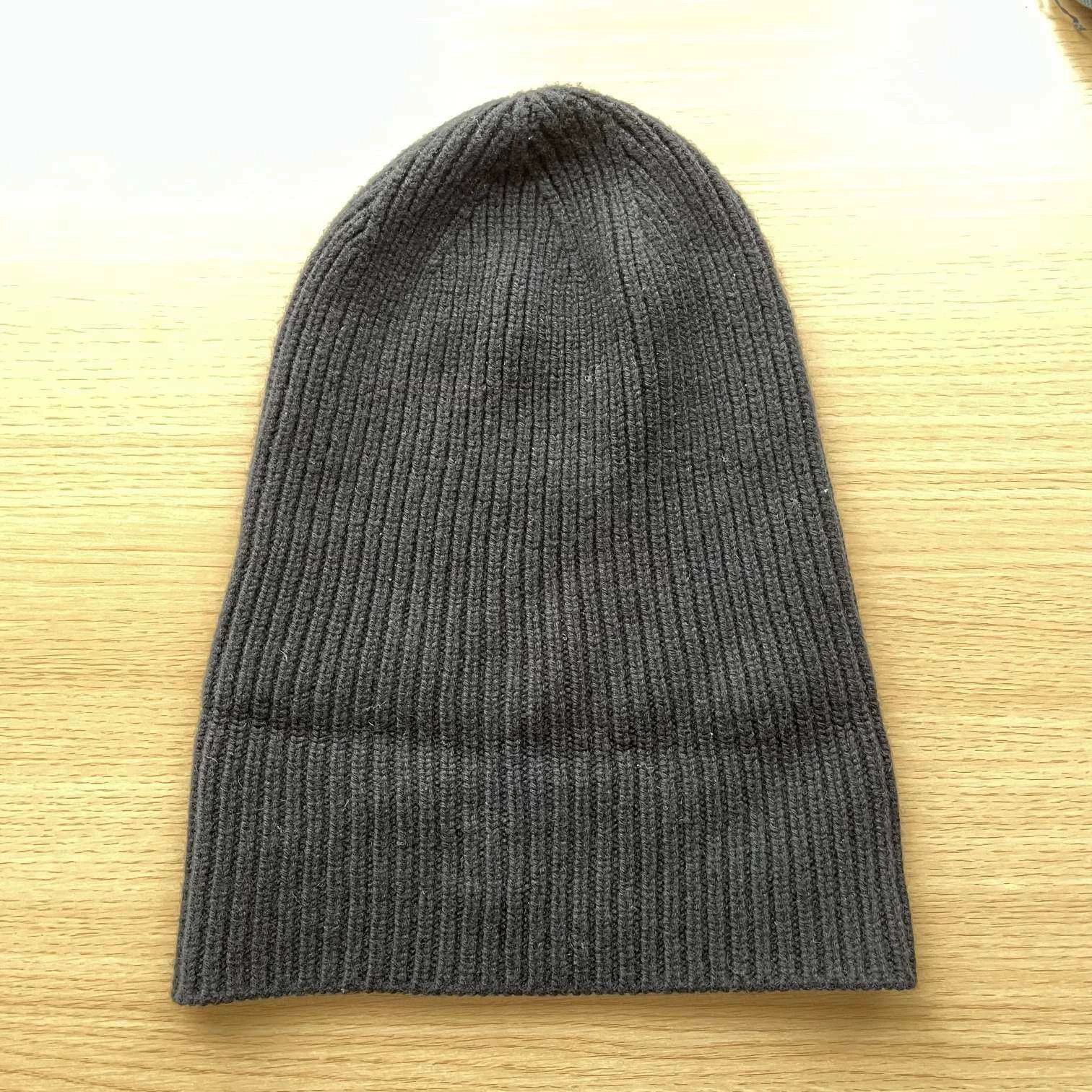 Louis Vuitton LV knit cashmere black hat 98% new 50cm Size ONE SIZE - 3 Thumbnail