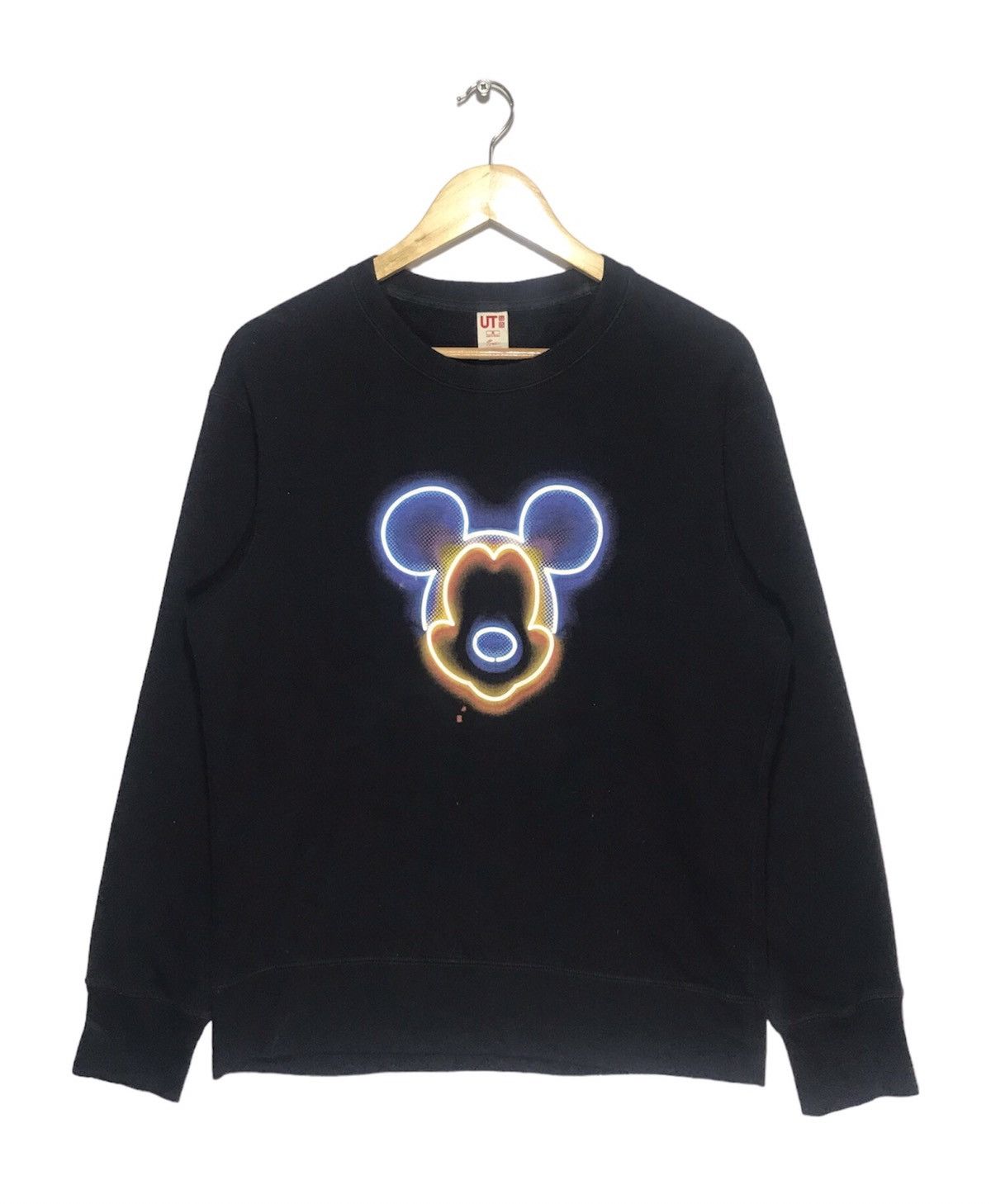 Disney × Mickey Mouse × Uniqlo 🔥Mickey Neon Logo Crewneck Sweatshirt Size US M / EU 48-50 / 2 - 1 Thumbnail