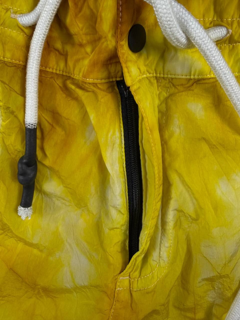 Palm Angels Palm Angels Tie-Dye Shell Cargo Pants Yellow Size US 30 / EU 46 - 11 Thumbnail