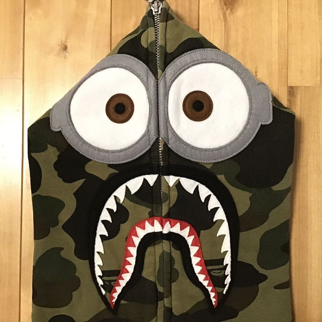 Bape BAPE × Minions Shark full zip Hoodie 1st camo a bathing ape Size US M / EU 48-50 / 2 - 3 Thumbnail