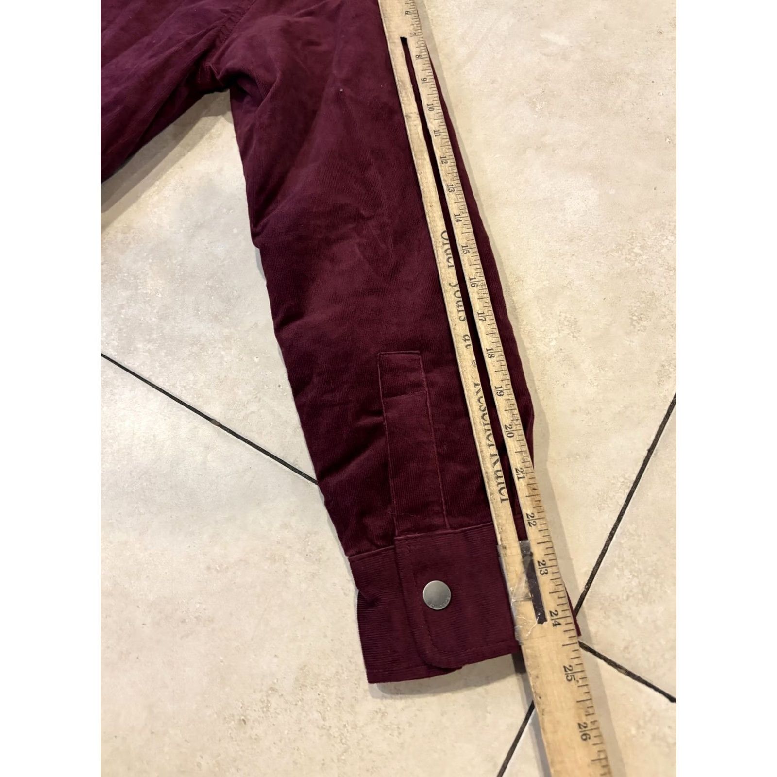 Bonobos Bonobos Mens XS Corduroy Jacket Maroon Quilted Lined Snap Front Shacket Pockets Jacket Mens XS Maroon Quilted Lined Pockets Bonobos Corduroy Jacket Size US XS / EU 42 / 0 - 7 Thumbnail