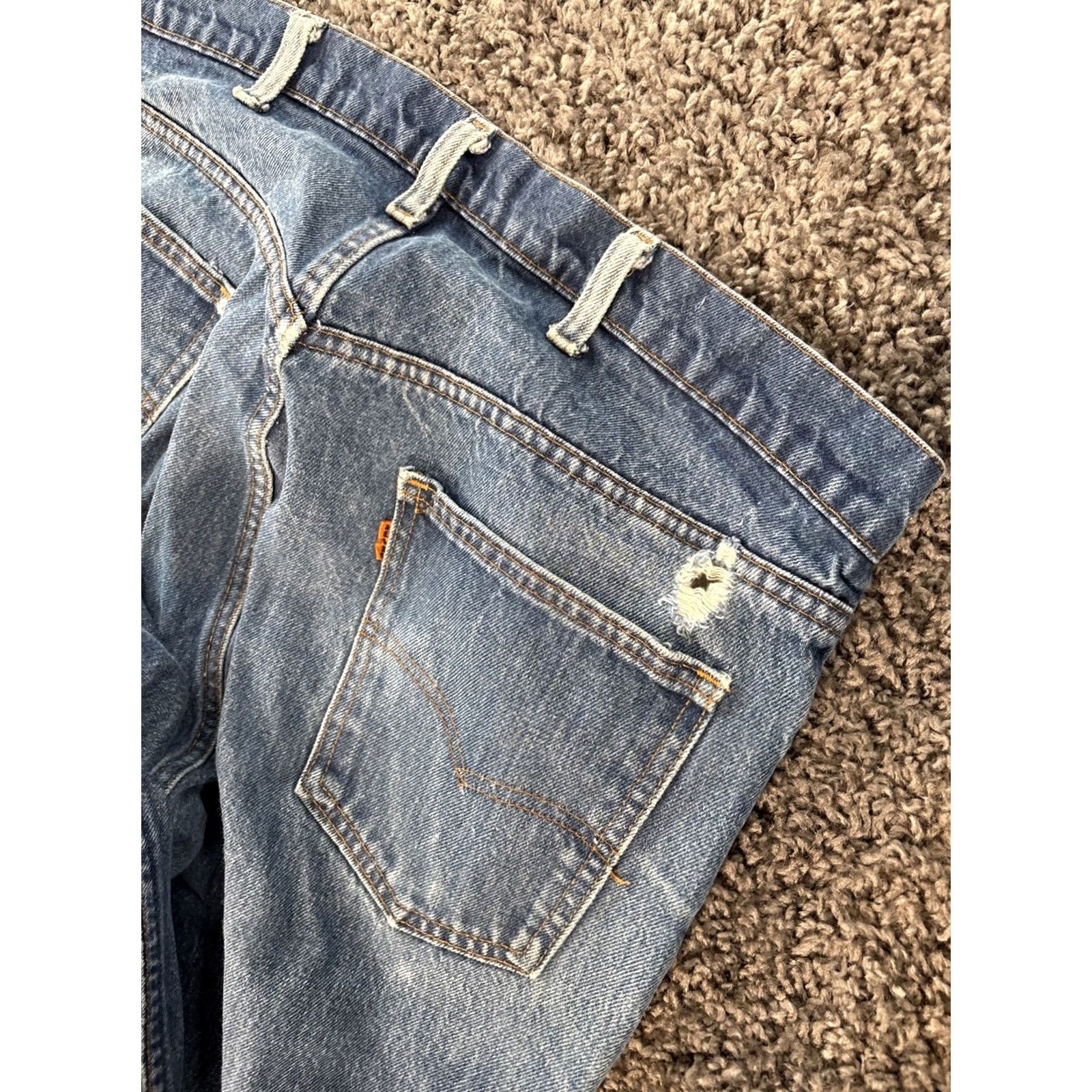 Levi's VINTAGE Levi's 550 Jeans Mens 38x32 Relaxed Tapered 90s Orange Tab Thrashed Med Jeans Mens Blue 90s Bohemian Grunge Festival Southwestern USA Levi's Size US 38 / EU 54 - 7 Thumbnail