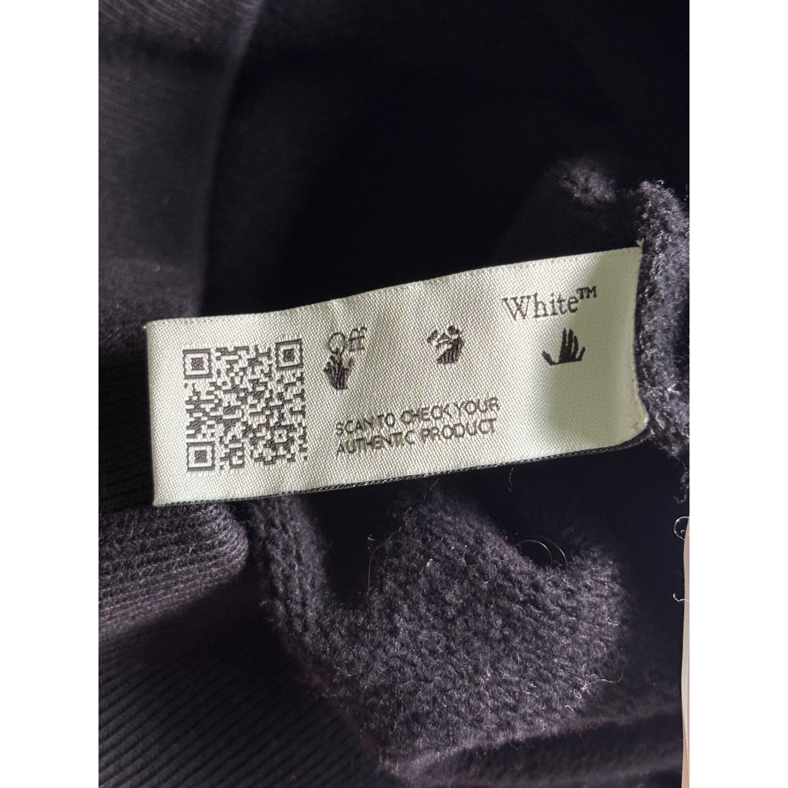 Off-White 2020 Off-White Caravaggio Painting Slim Crewneck Sweatshirt Size US XXS / EU 40 - 13 Thumbnail