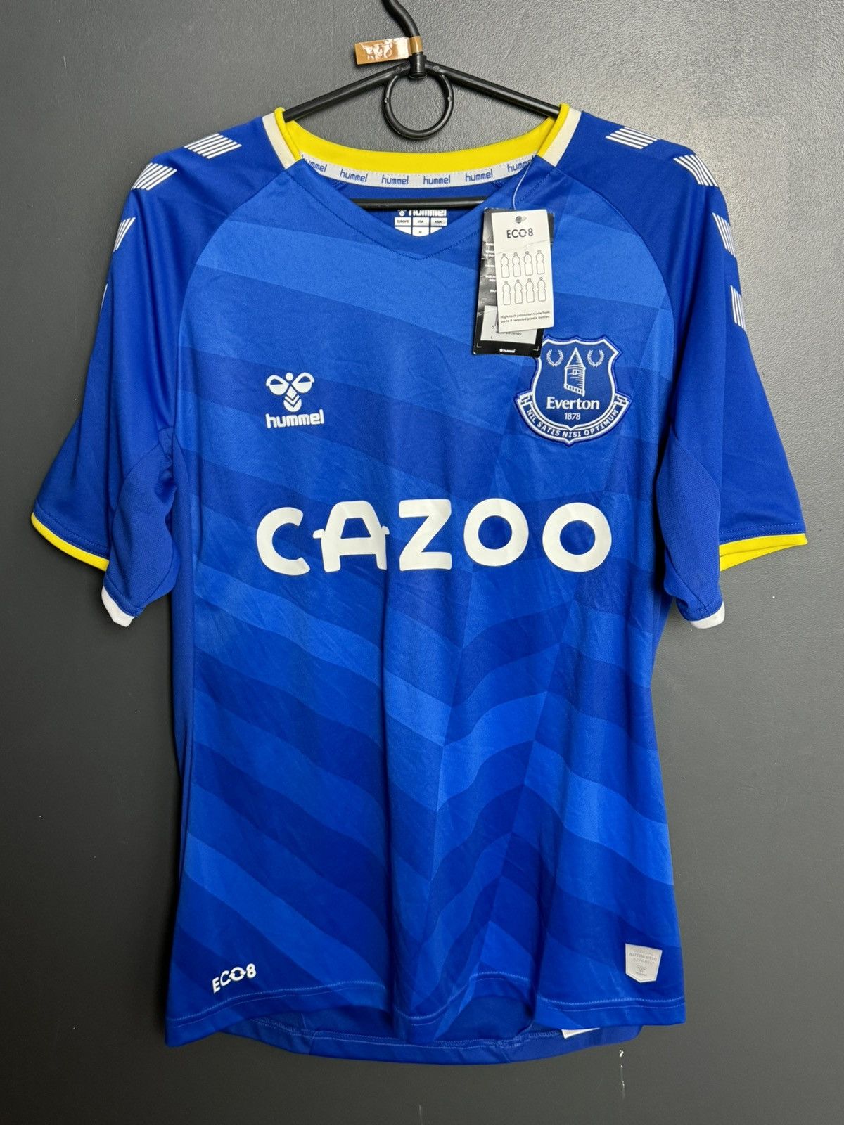 Hummel New Everton 21/22 Home Football Jersey Size US M / EU 48-50 / 2 - 1 Thumbnail