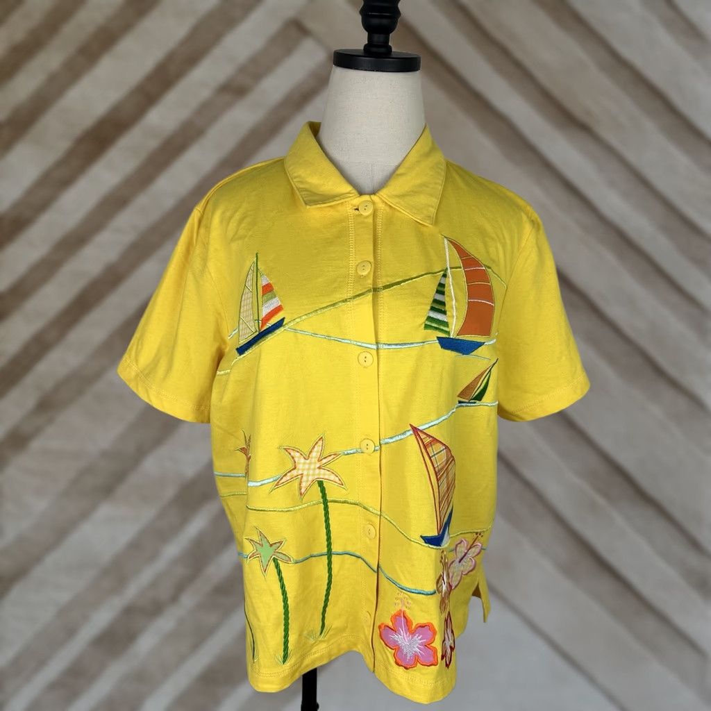 Vintage VINTAGE Onque Casuals Embroidered Shirt L Adults Yellow 90s Hawaiian Tropical Beach Womens Size L / US 10 / IT 46 - 1 Thumbnail