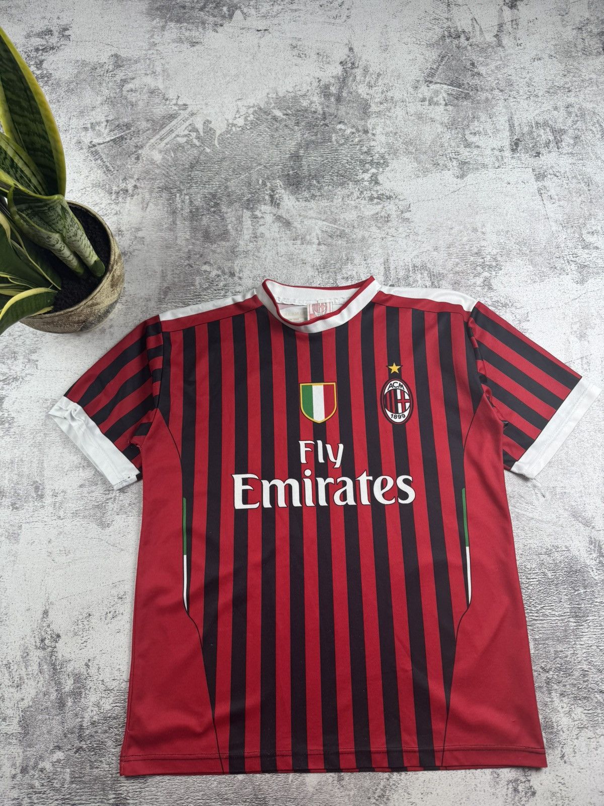 Vintage Milan Vintage Robinho Retro 2011 2012 Football Shirt Soccer Jersey T Shirt Tee Size US S / EU 44-46 / 1 - 6 Thumbnail