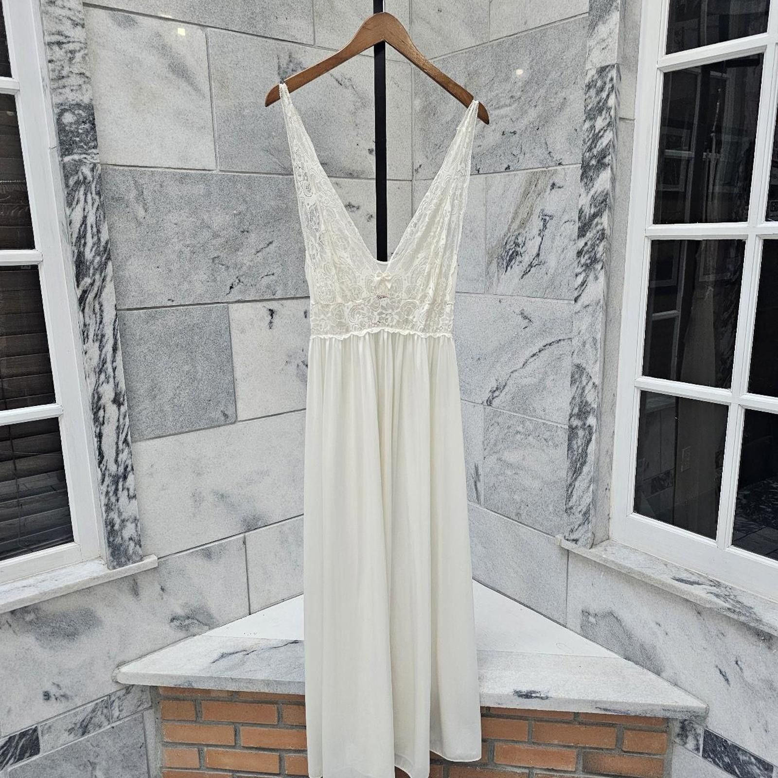 Other Women's Cream Vintage Lace Slip Dress Size S / US 4 / IT 40 - 1 Thumbnail