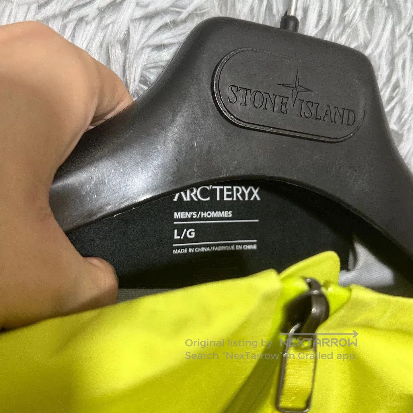 Arc'teryx Arcteryx Beta LT Jacket in Vibrant Green. Size US L / EU 52-54 / 3 - 5 Thumbnail