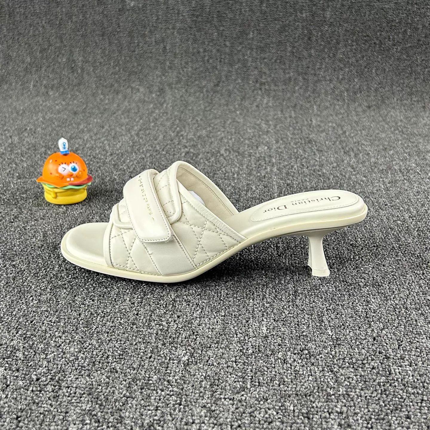 Dior Dior Women's White Quilted High Heel Sandals 39 Size US 8.5 / IT 38.5 - 3 Thumbnail