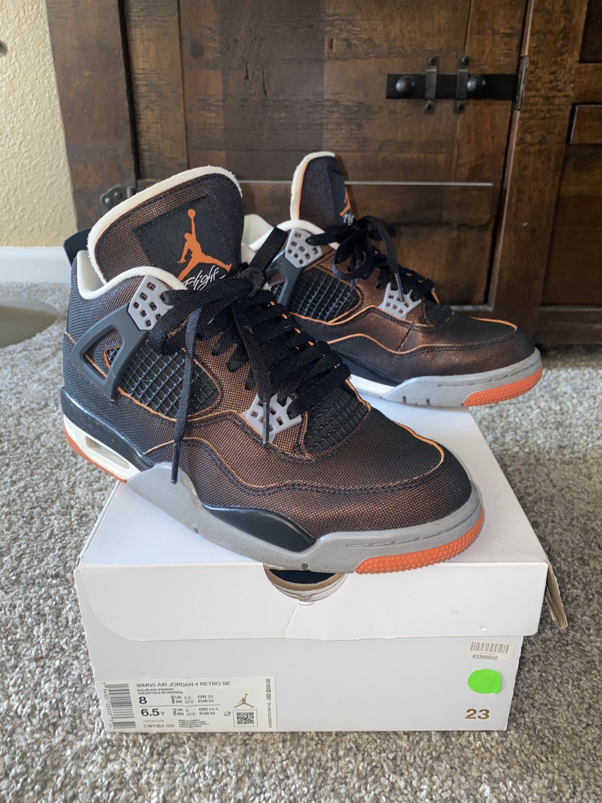 Jordan Brand Air Jordan 4 Retro SE- Starfish Size US 8 / IT 38 - 1 Thumbnail