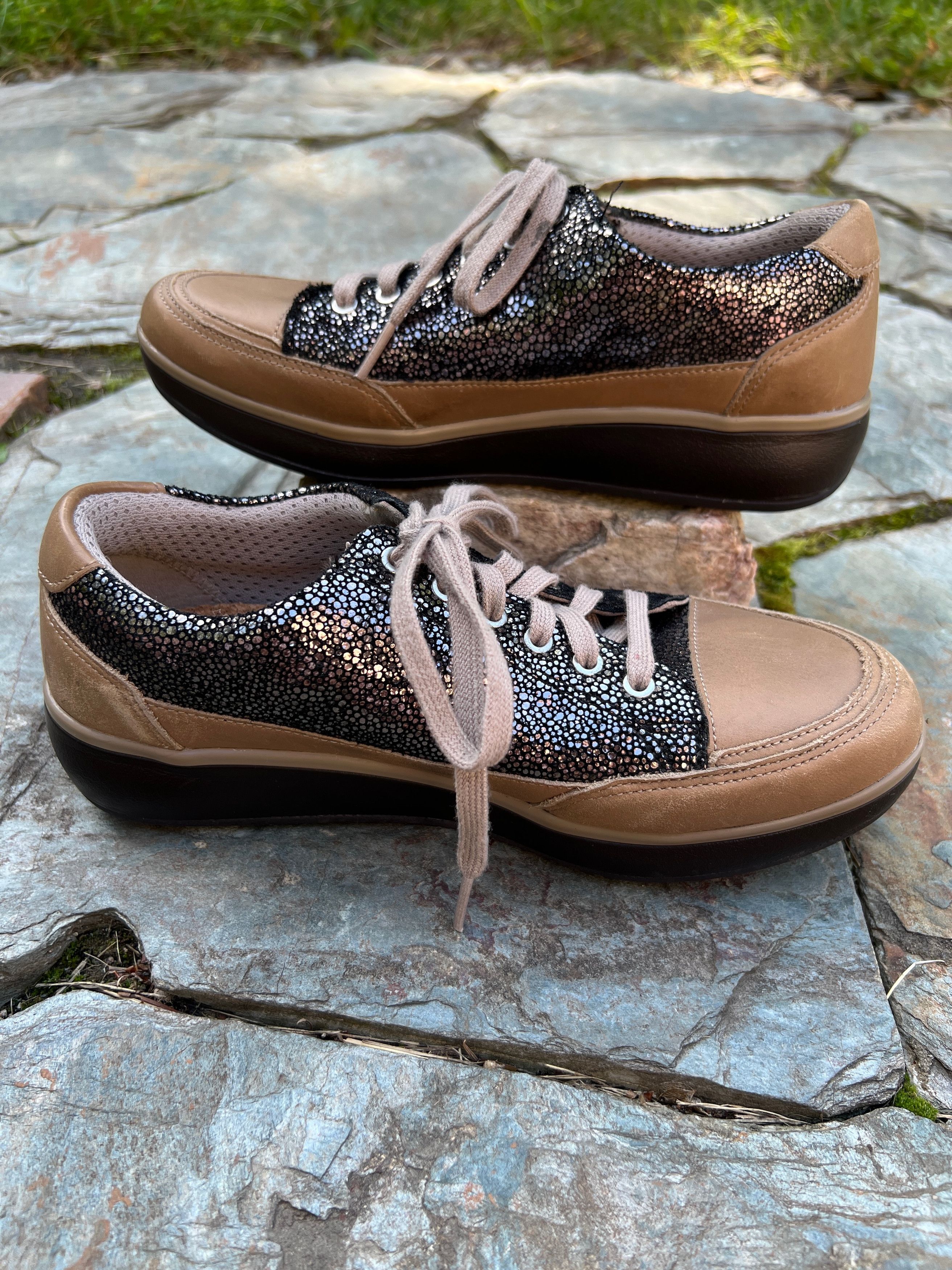 Joya Joya Sonja Bronze Lace-Up Size 7 Size US 7 / IT 37 - 3 Thumbnail