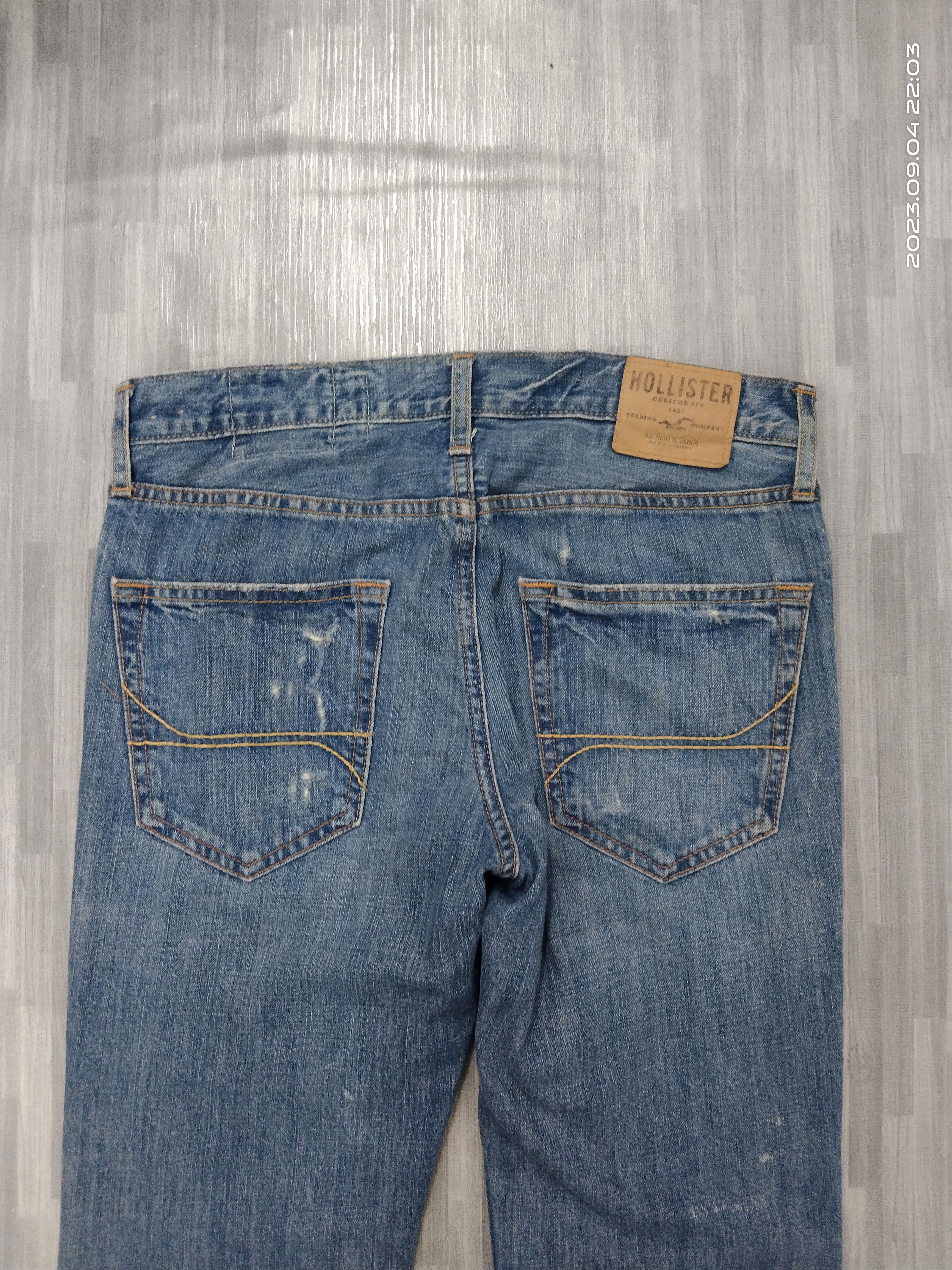 Hollister FLARE SICK RIPED HOLLISTER DENIM PANTS Size US 33 - 5 Thumbnail