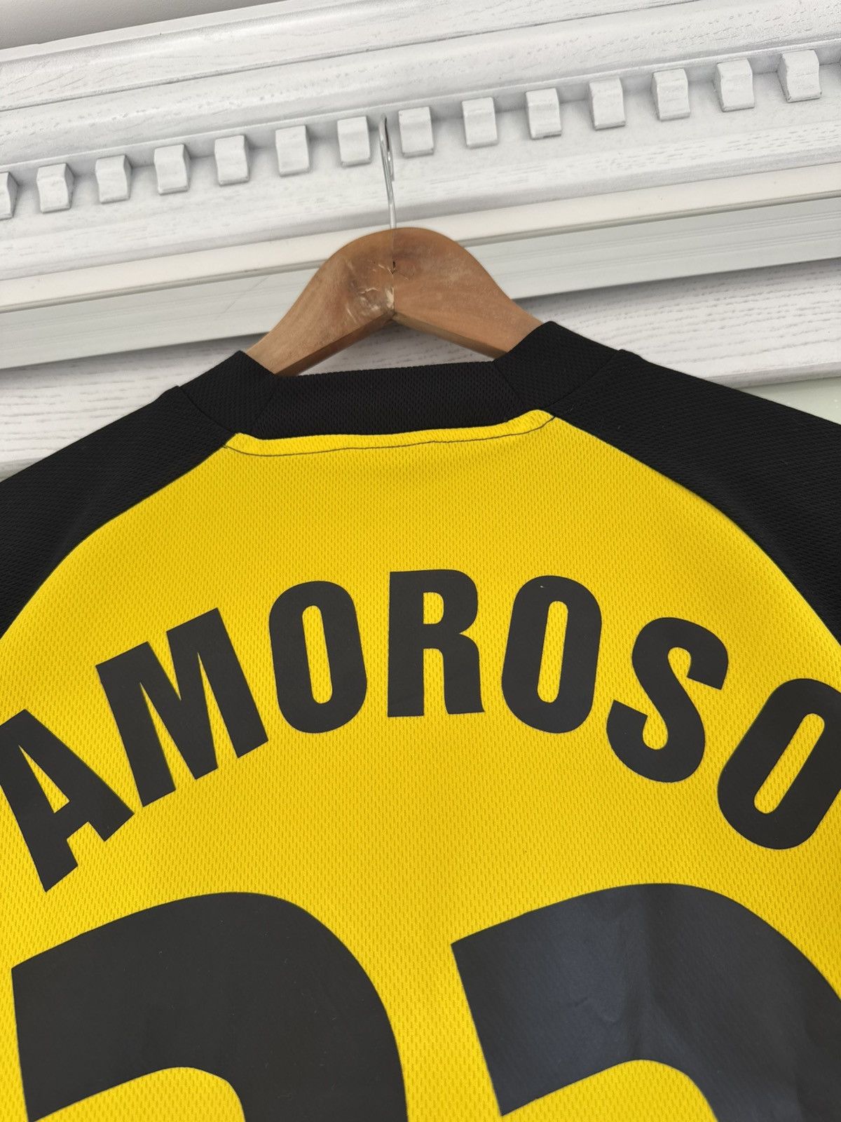 Vintage Amoroso #22 Borussia Dortmund 2001-2002 Home Soccer Jersey Size US XL / EU 56 / 4 - 16 Thumbnail