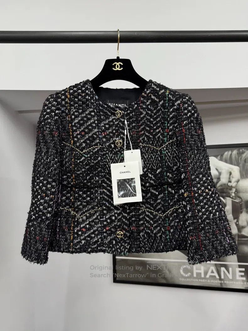 Chanel Black mixed-colour twill soft tweed short coat
