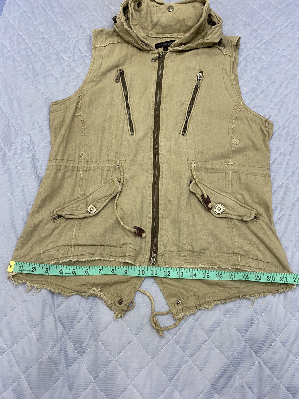 In The Attic (O) IN THE ATTIC HYPE JACKET SLEEVELESS HOODIE Size US L / EU 52-54 / 3 - 13 Thumbnail