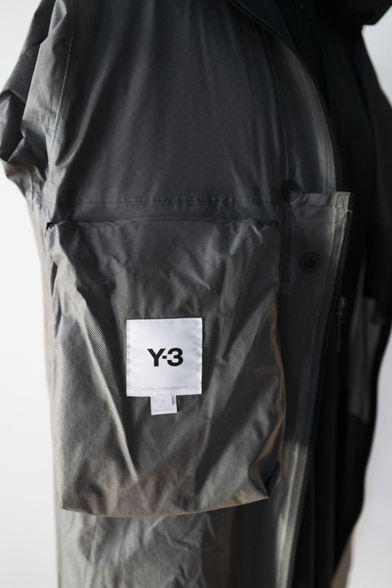 Y-3 Y-3 WINDBREAKER GREY SZ. S Size US S / EU 44-46 / 1 - 5 Thumbnail