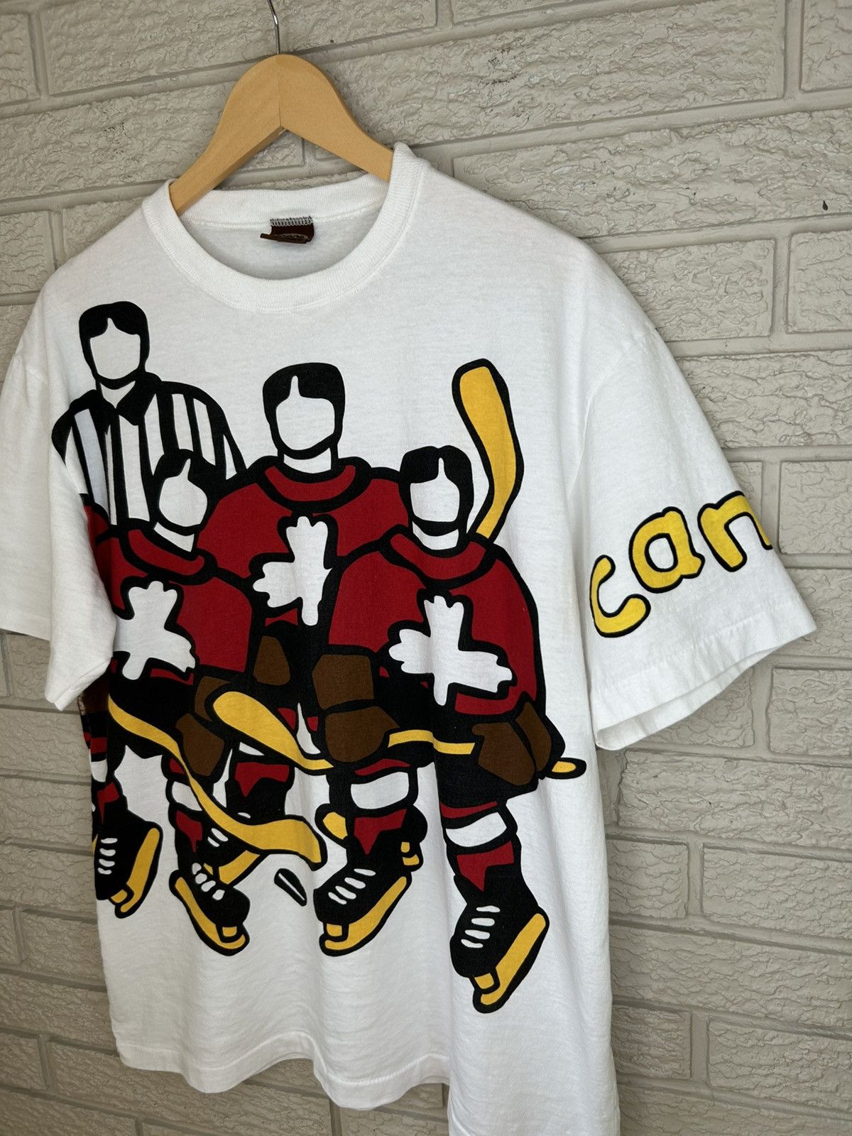 Vintage Vintage 90s Marc Tetro Hockey Canada Art AOP T Shirt Size US L / EU 52-54 / 3 - 3 Thumbnail