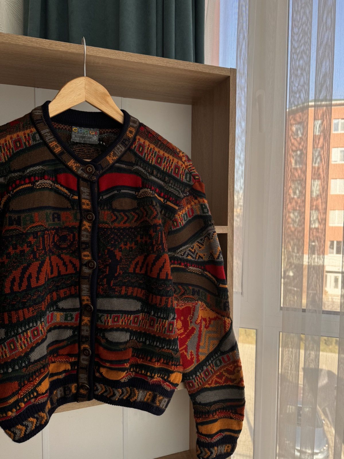 Coogi × Vintage VTG Coogi Pure New Wool Luxury 90’s Walkabout Koala Cardigan Size S / US 4 / IT 40 - 6 Thumbnail