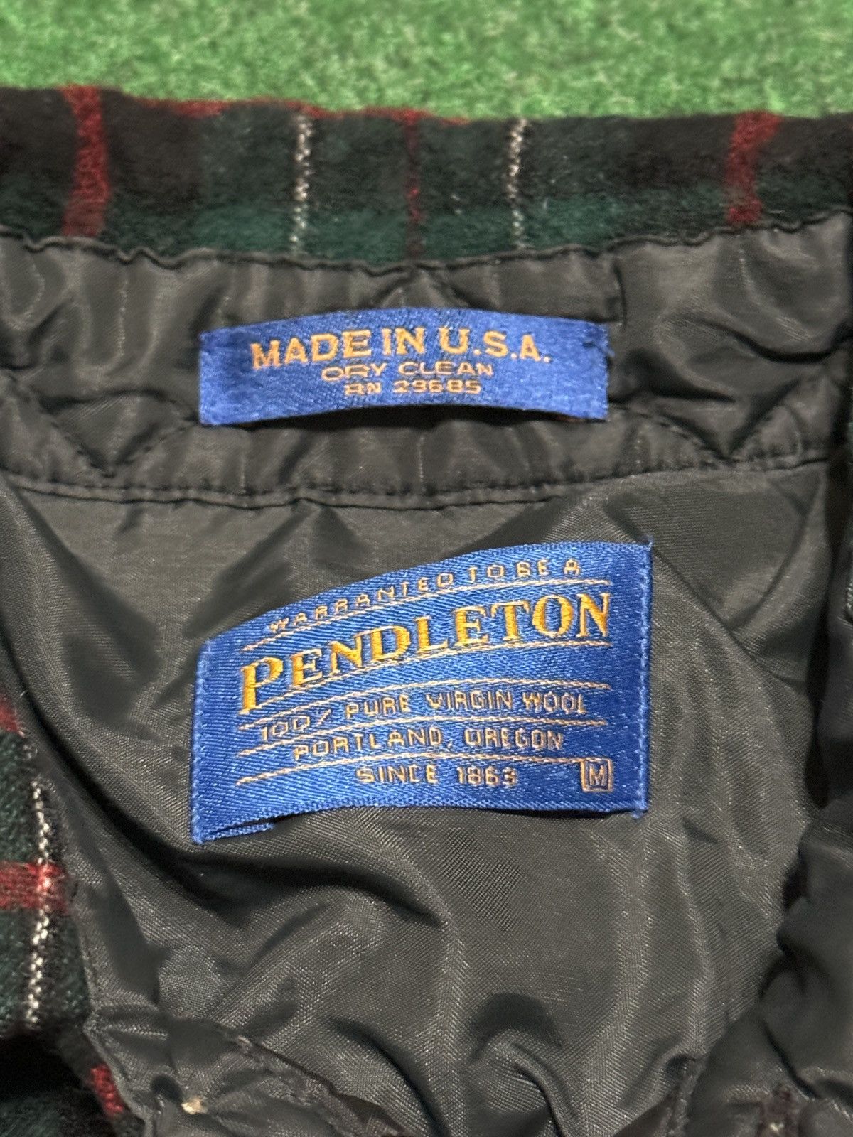 Pendleton Vintage Pendleton 90s Wool Medium Plaid Flannel Dress Shirt Size US M / EU 48-50 / 2 - 3 Thumbnail
