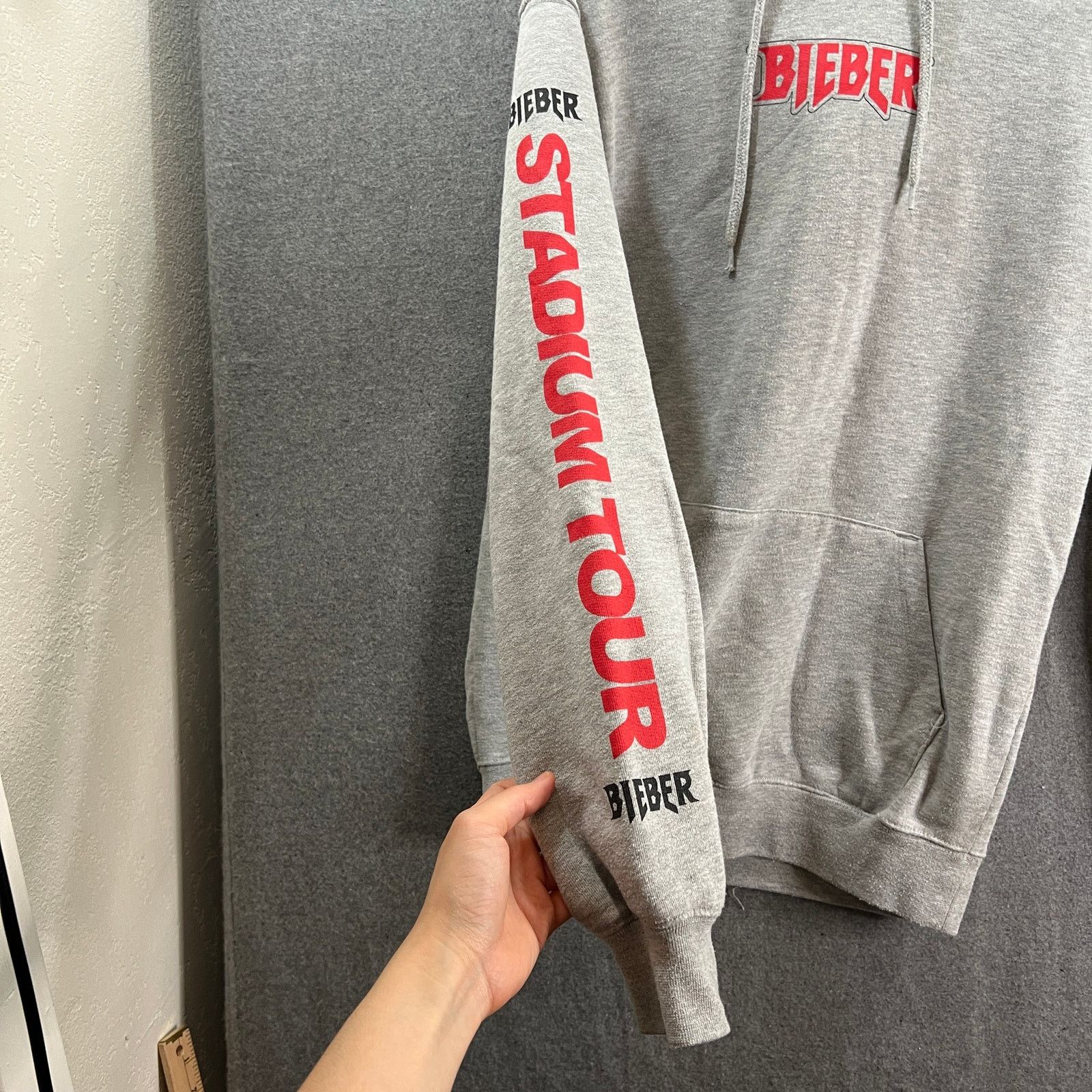 Other Justin Bieber Hoodie Jacket Adult XS Gray Pullover Size US XS / EU 42 / 0 - 8 Thumbnail