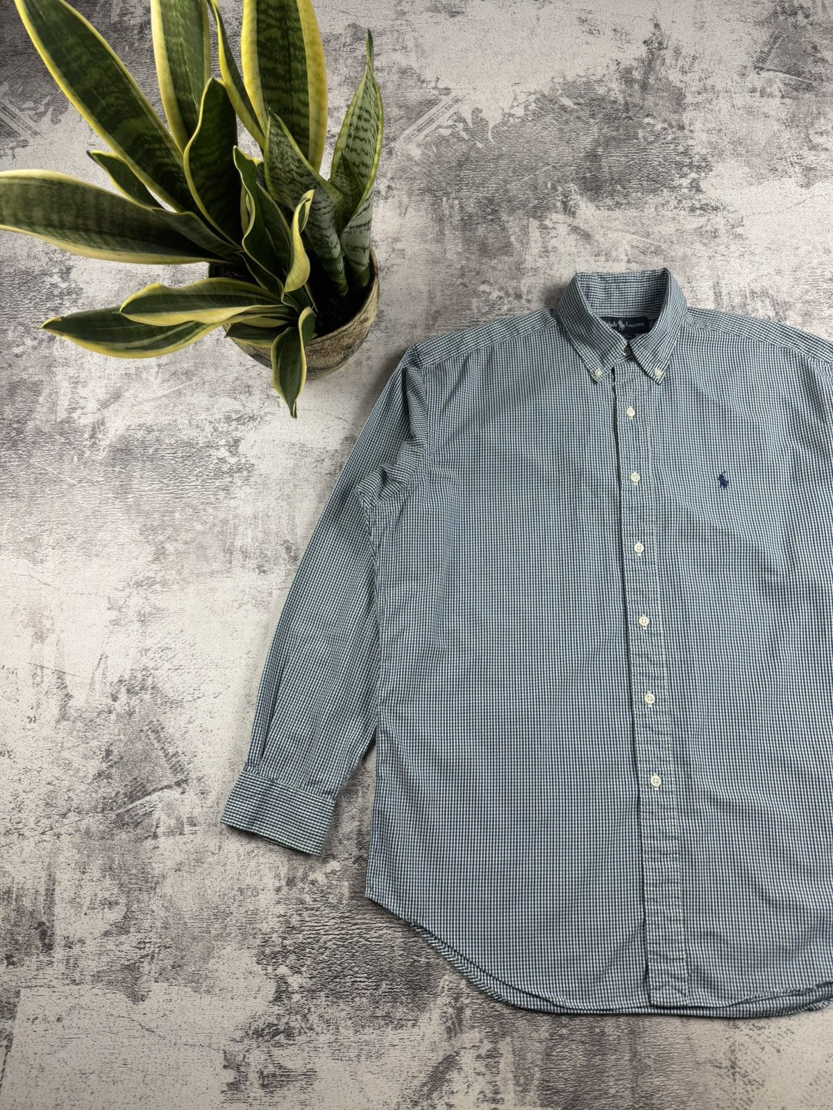 Polo Ralph Lauren Polo Ralph Lauren Blake Medium Size Button Checked Collar LongSleeve Shirt Size US M / EU 48-50 / 2 - 2 Thumbnail