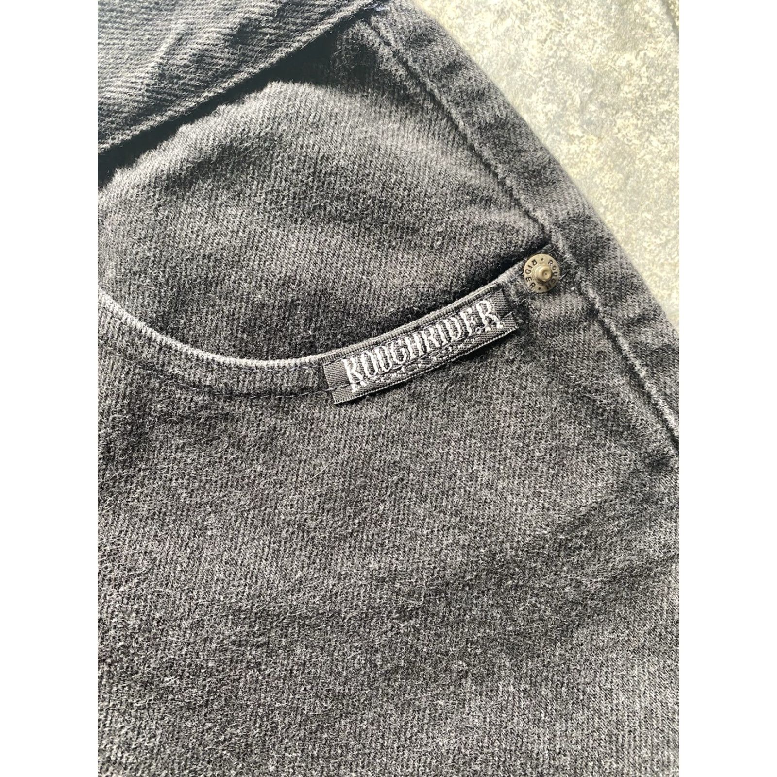 Denime VINTAGE Circle T Denim Jeans Womens 17/18 Inseam 36 Black Denim Western Pants VTG Circle T Womens 17/18 Inseam 36 Black Size 38" / US 16 / IT 52 - 6 Thumbnail
