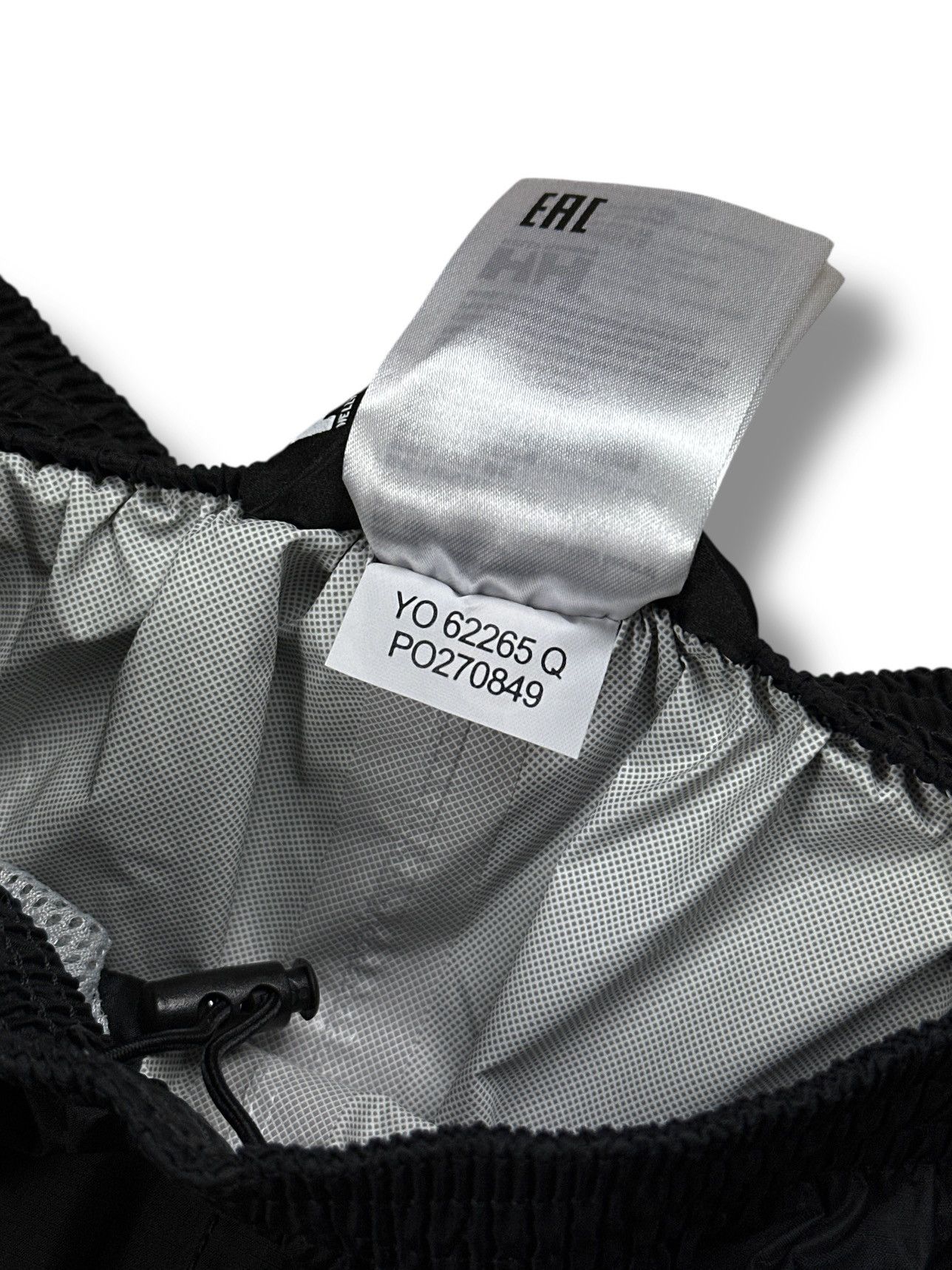 Helly Hansen Helly Hansen Waterproof Breathable Pants Men’s Regular Fit Size US 30 / EU 46 - 9 Thumbnail