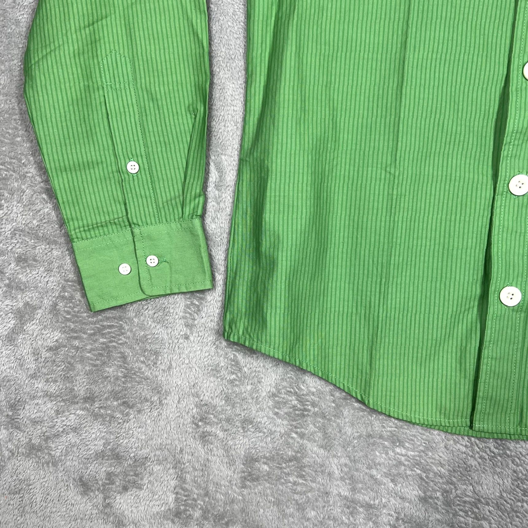 Vintage Orisue Mens Button-Up Shirt Size Medium Green Striped Long Sleeve Woven EUC Size US M / EU 48-50 / 2 - 7 Thumbnail