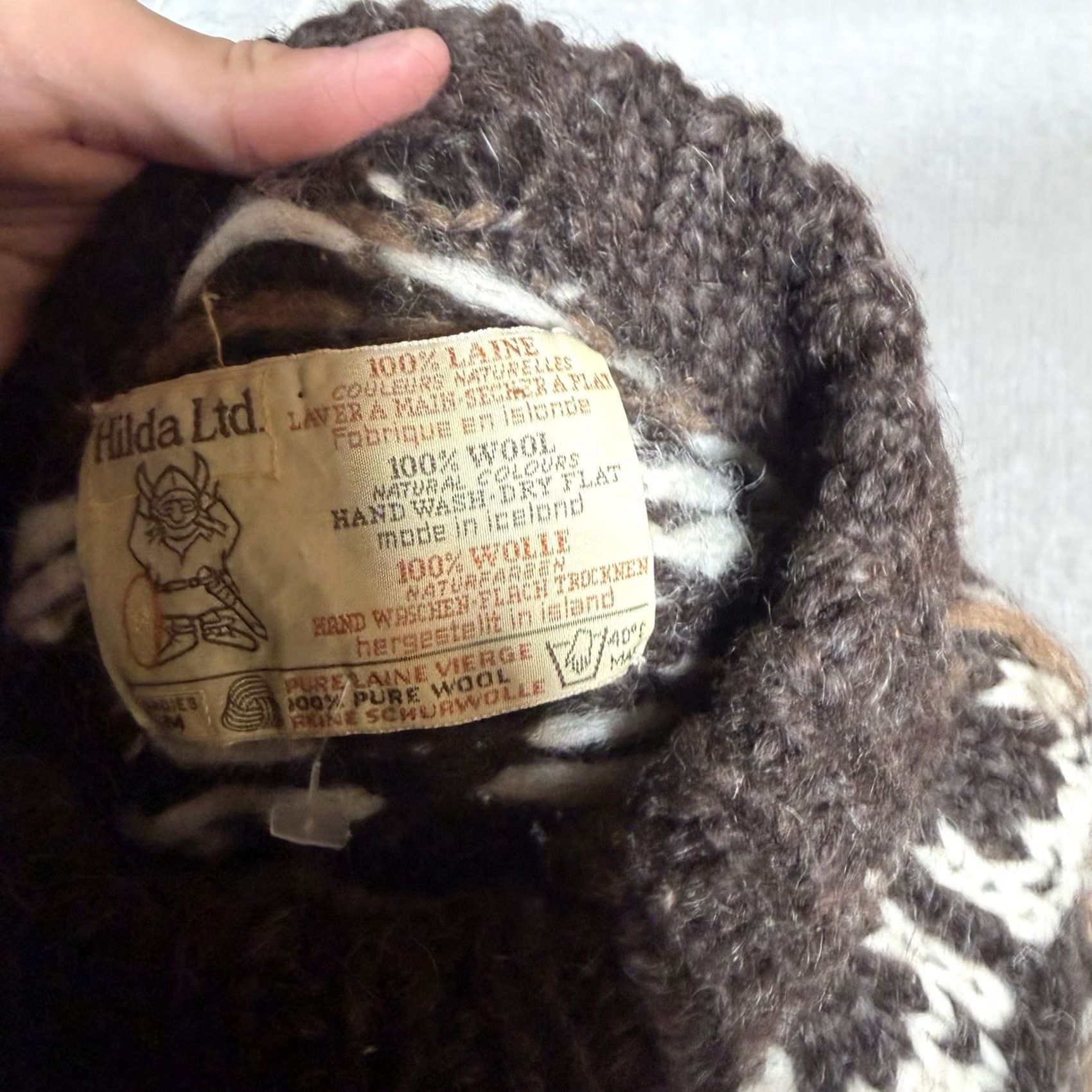 Vintage VINTAGE Hilda Ltd Sweater Mens Medium Beige Fair Isle Pattern Pure Wool Jumper Size US M / EU 48-50 / 2 - 5 Thumbnail