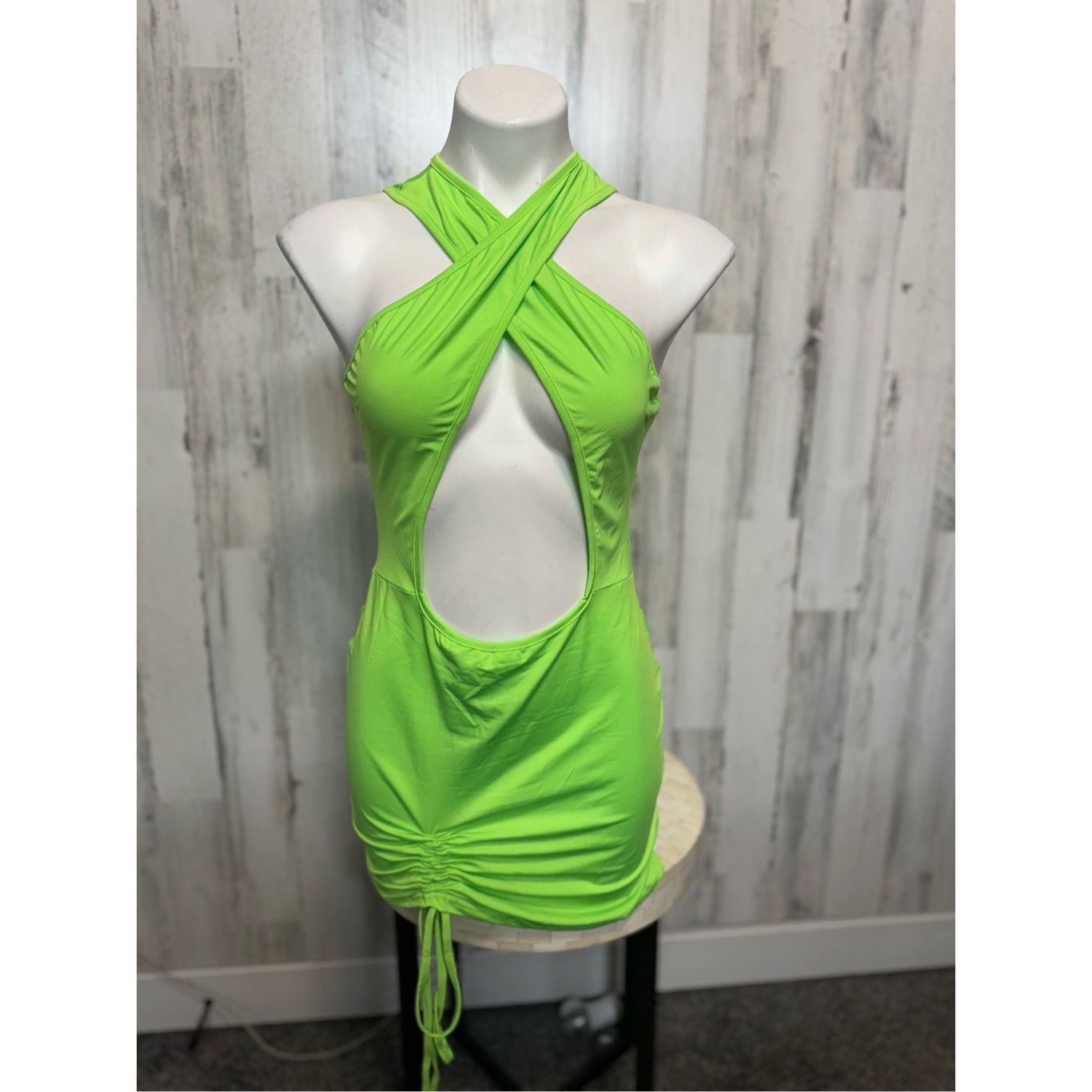 Other Fashion Nova Lime Green Cross Front Bodycon Mini Dress – Medium Size M / US 6-8 / IT 42-44 - 1 Thumbnail
