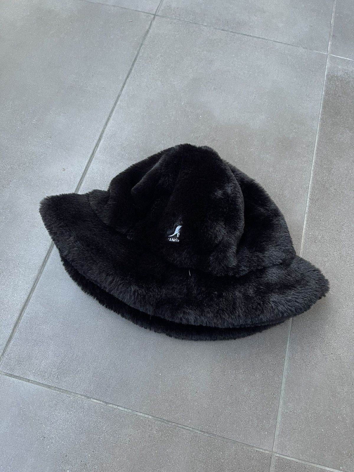 Kangol !DS! SS23 Kangol Faux Fur Black Bucket Hat Size ONE SIZE - 8 Thumbnail