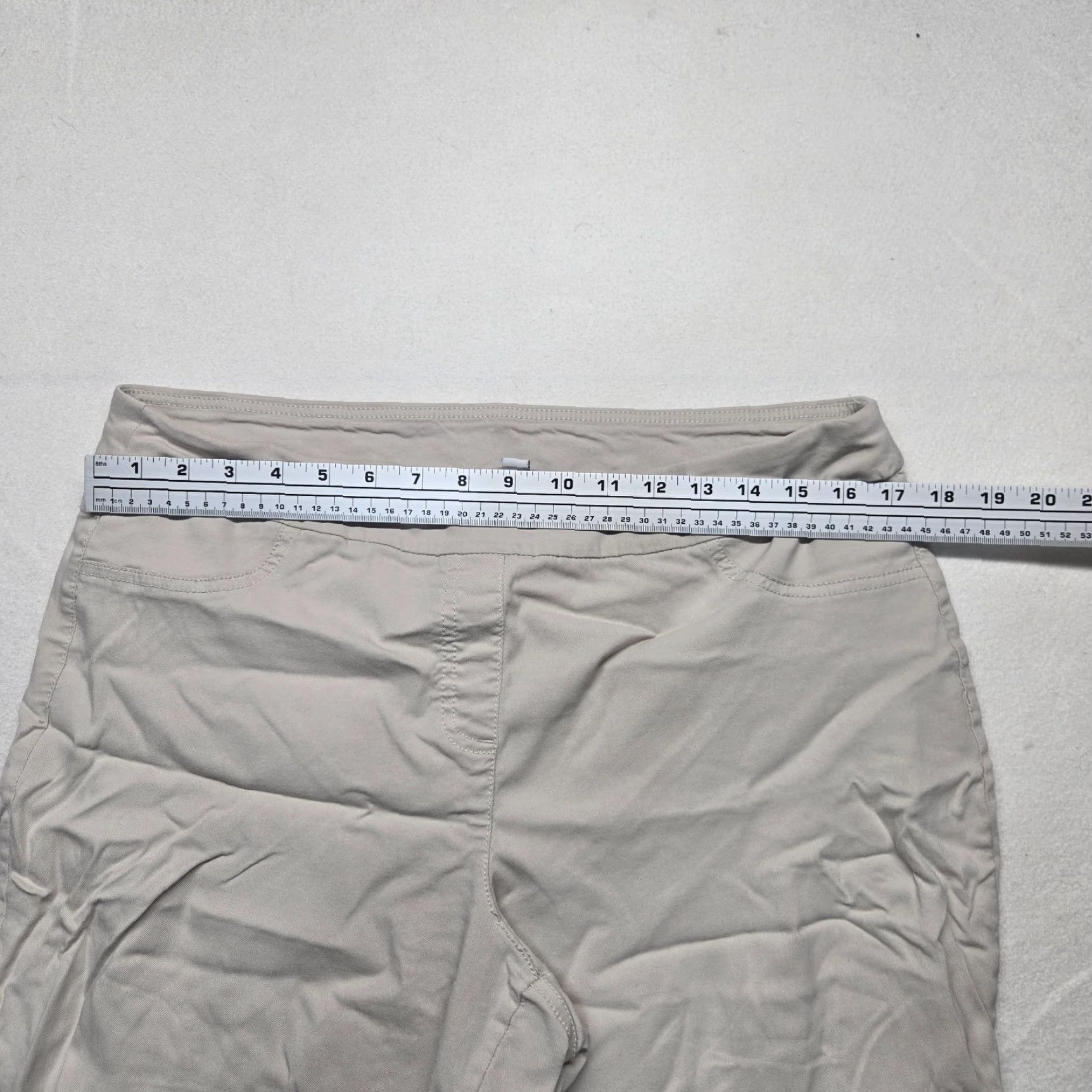 Vintage VINTAGE Rogers Women's Capri Pants Size 16 Beige Solid Lightweight Easy Care Size 38" / US 16 / IT 52 - 3 Thumbnail