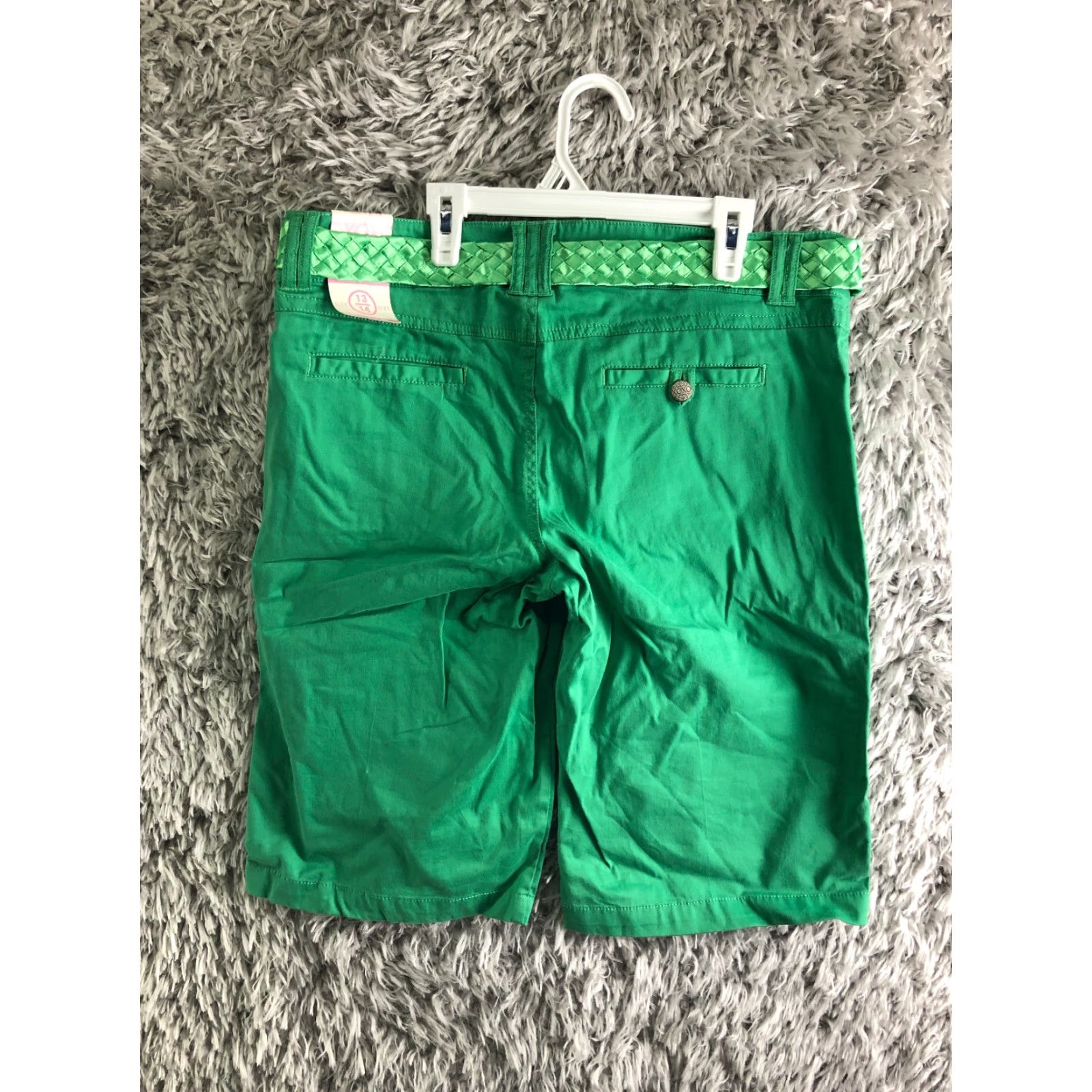 XOXO XOXO Bermuda Green Shorts With Belt Women Juniors Size 13/14 Mid Rise Casual Beach Walking 5-Pocket Design Regular Inseam 8 in Size 34" / US 12 / IT 48 - 6 Thumbnail