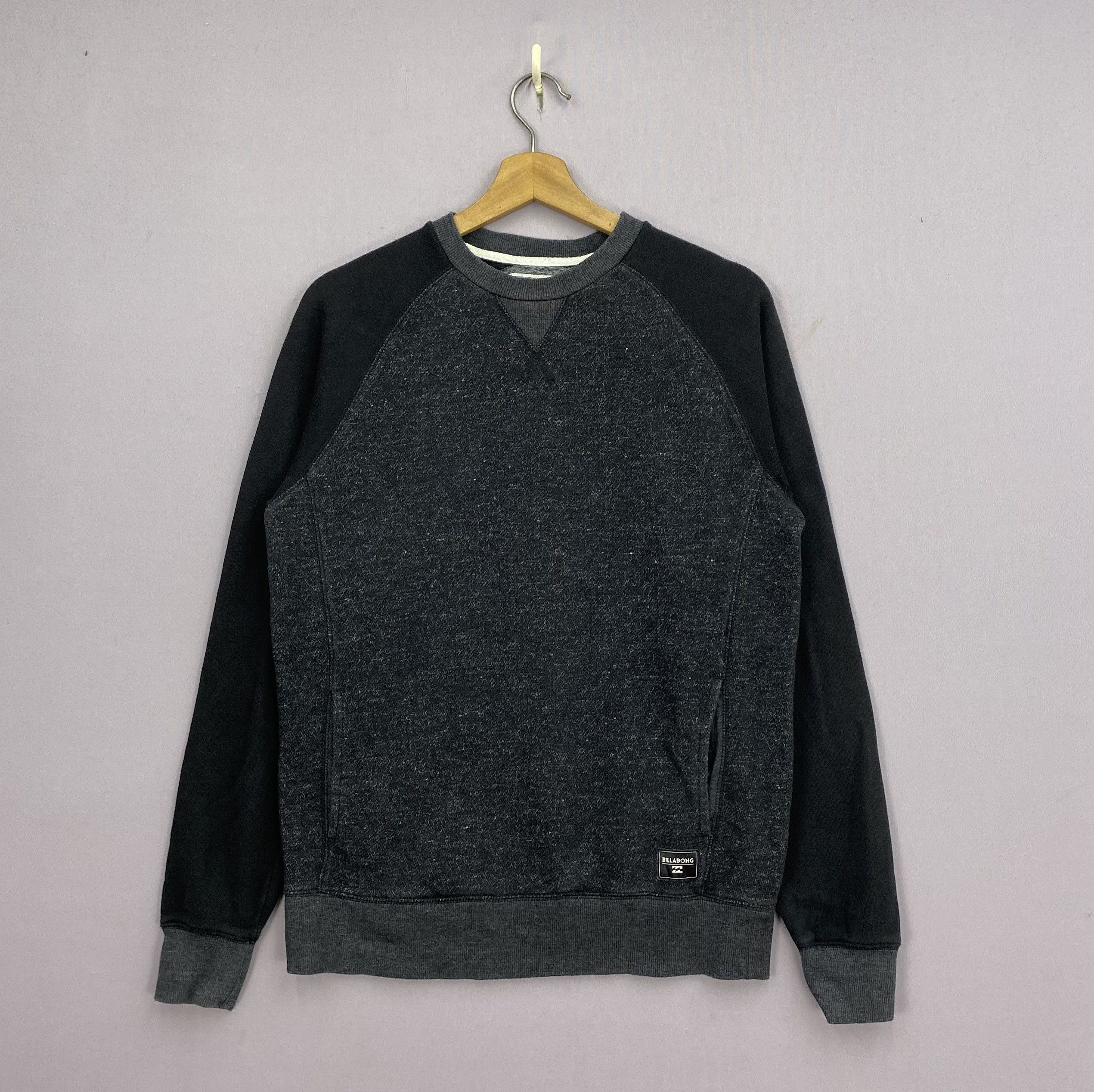 Billabong Vintage Billabong Sweater Surfwear Skate Sweatshirt Size US S / EU 44-46 / 1 - 1 Thumbnail