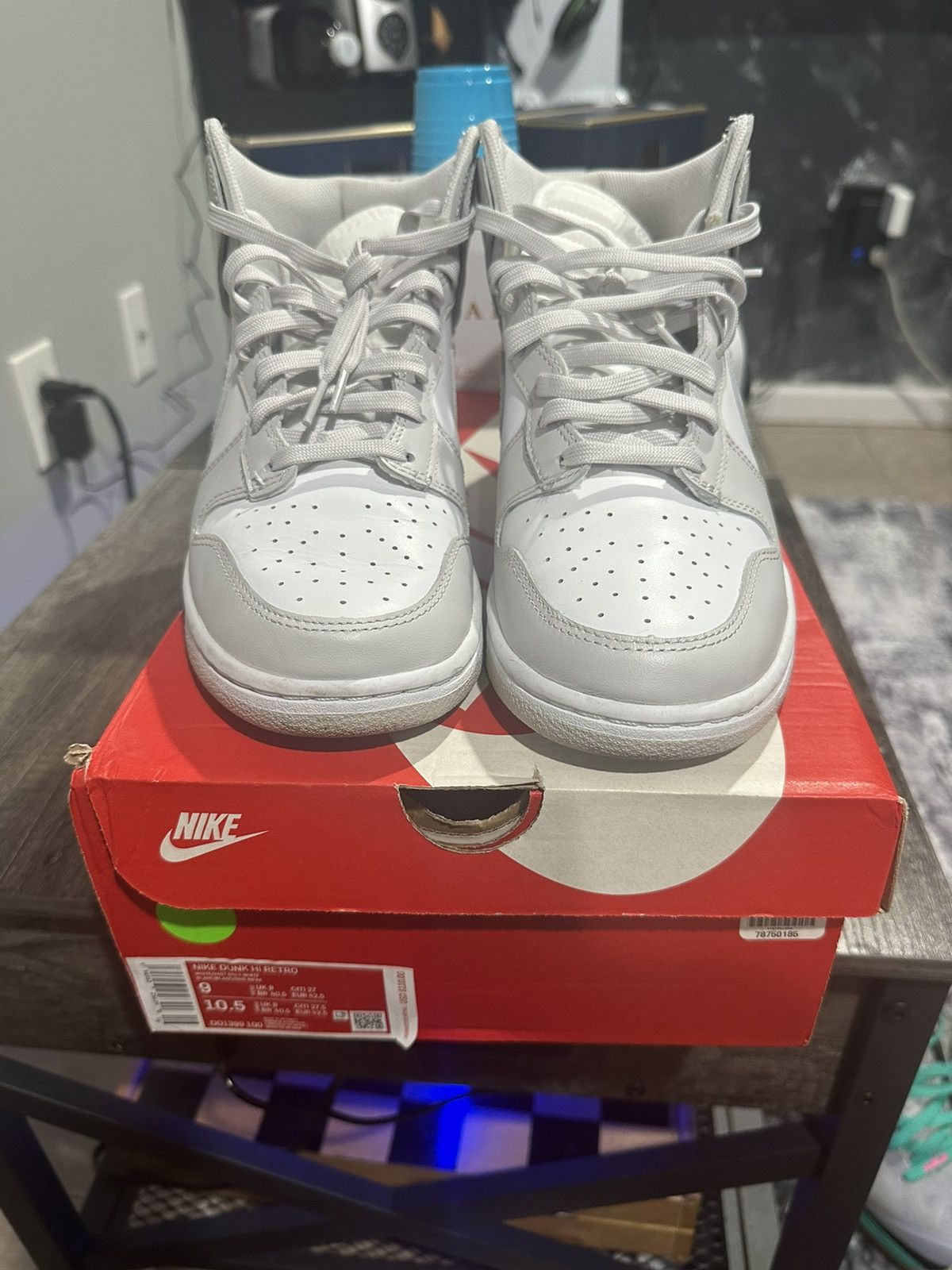Nike NIKE DUNK HI RETRO Size US 9 / EU 42 - 1 Thumbnail