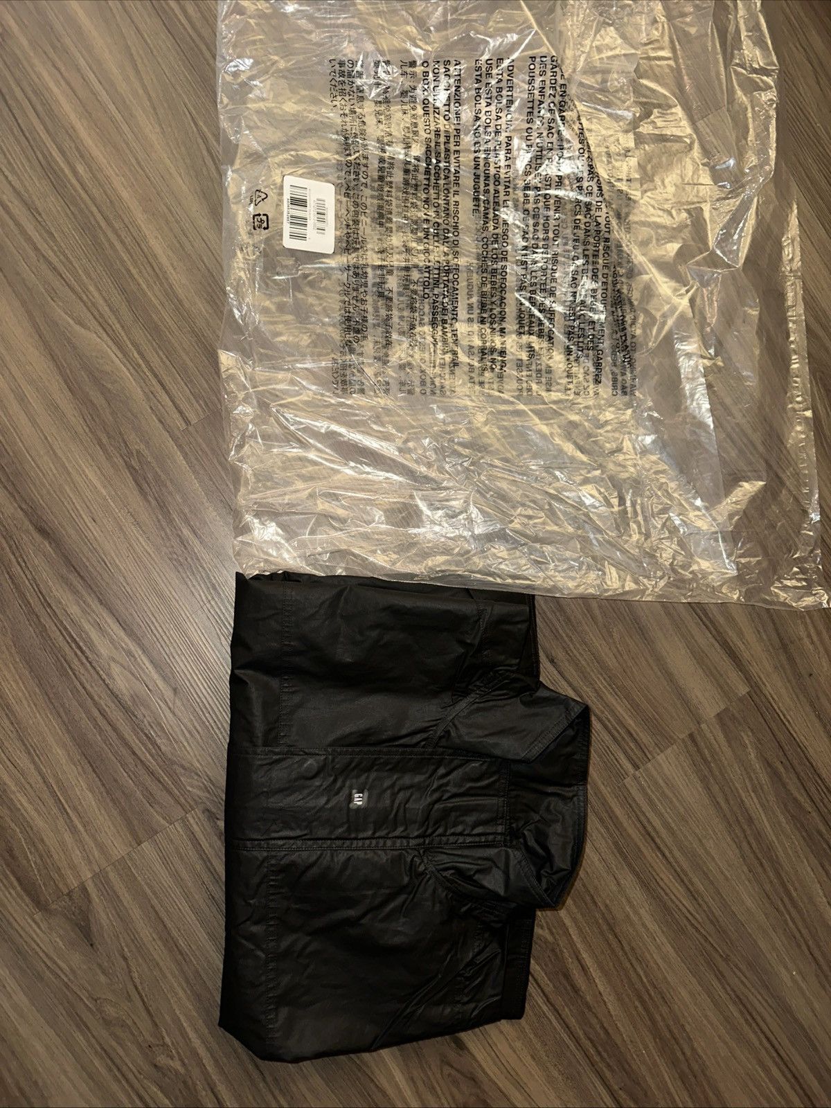 Balenciaga × Gap × Yeezy Yeezy Gap Balenciaga Nylon Parka Black Magnet Buttons - S Size US S / EU 44-46 / 1 - 8 Thumbnail