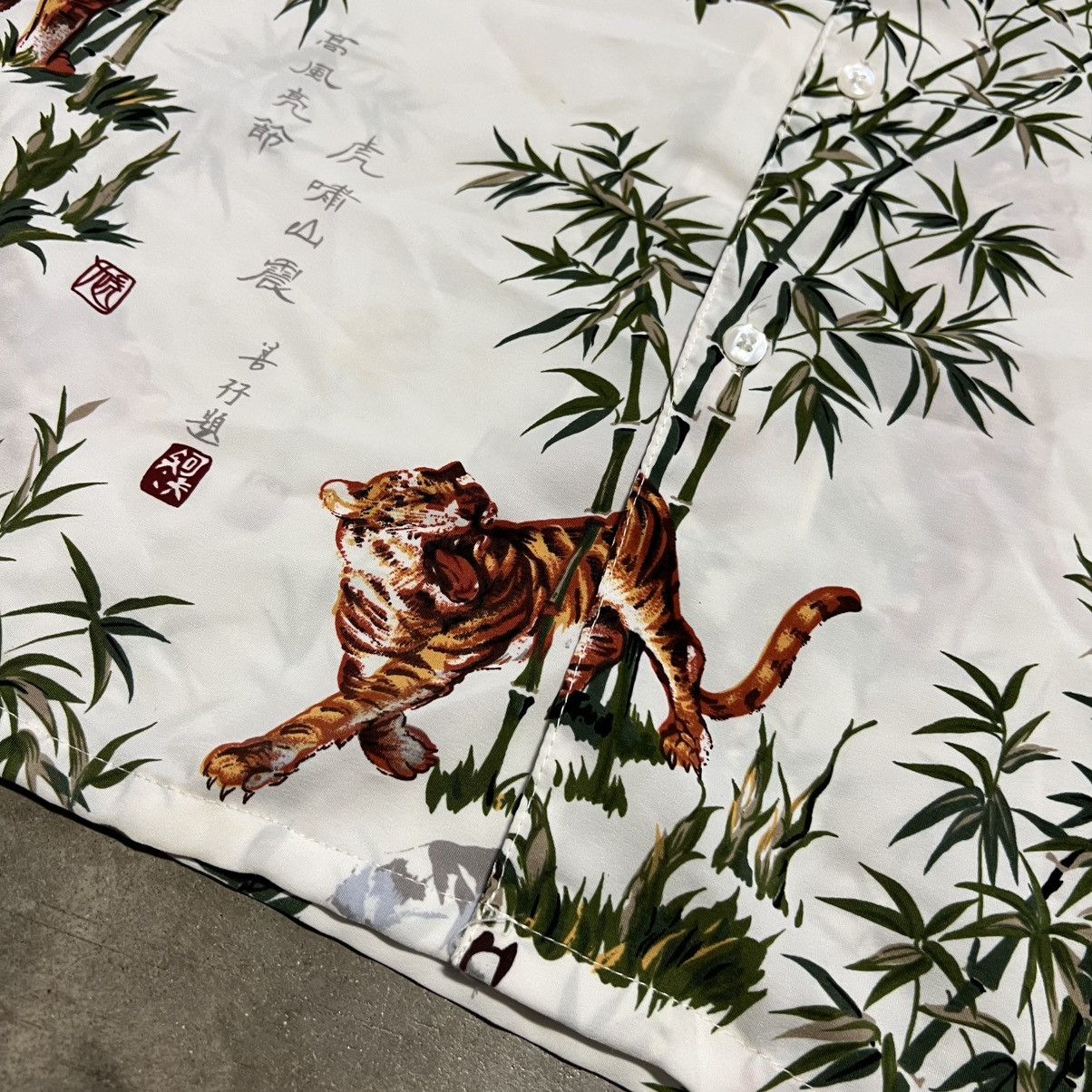 JNCO Vintage Box Office Island Tiger Button Up Shirt Japanese Y2K Size US S / EU 44-46 / 1 - 4 Thumbnail