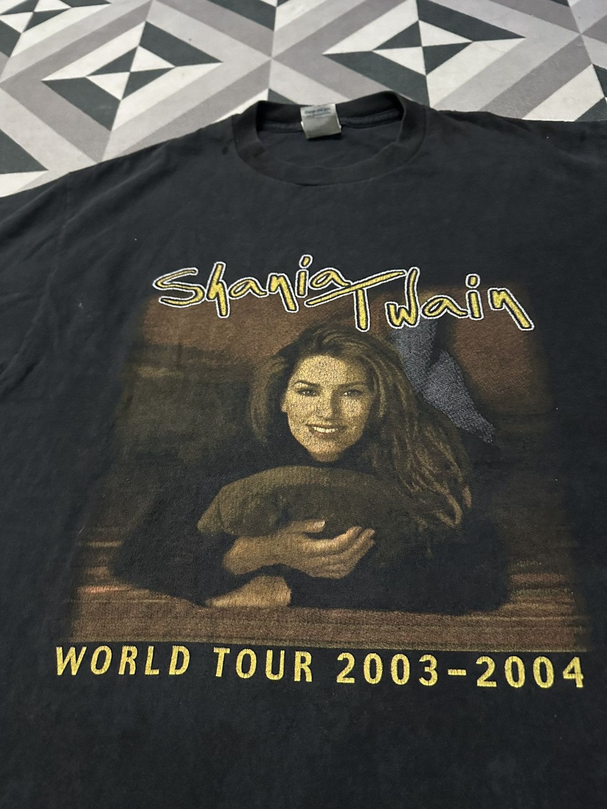Band Tees Vintage Shania Twain worldwide tour 2003-2004 tshirt Size US L / EU 52-54 / 3 - 6 Thumbnail