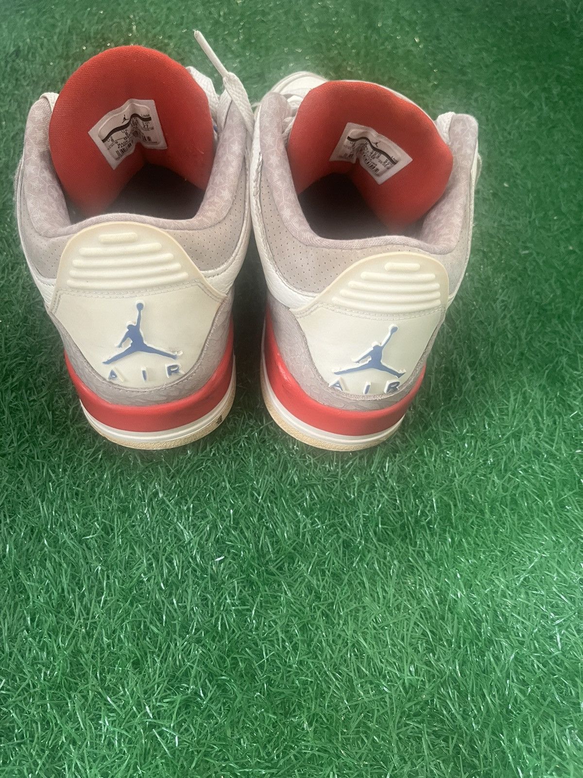 Jordan Brand × Nike Air Jordan 3 retro international flight Size US 9 / EU 42 - 4 Thumbnail